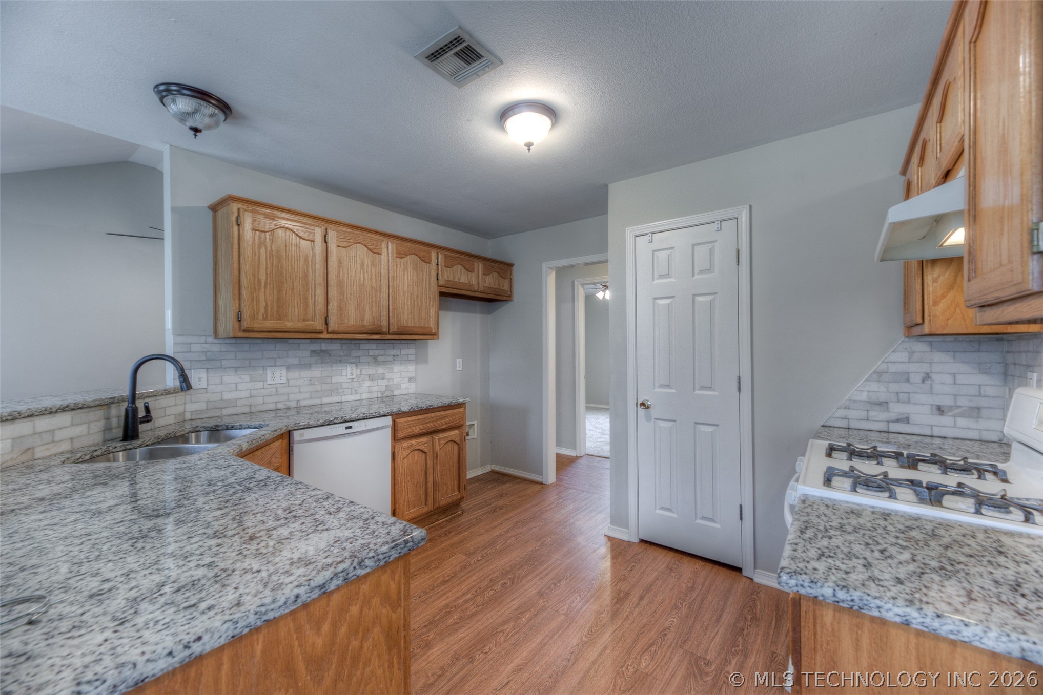 211 W Utica Place Broken Arrow OK 74011