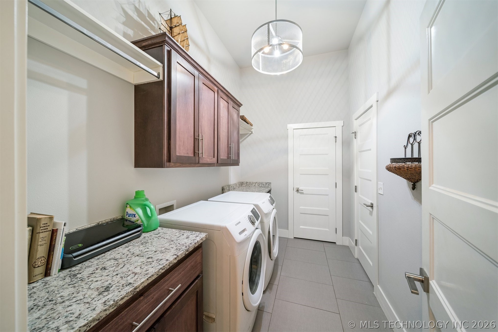 1108 Colhurst Lane Claremore OK 74019