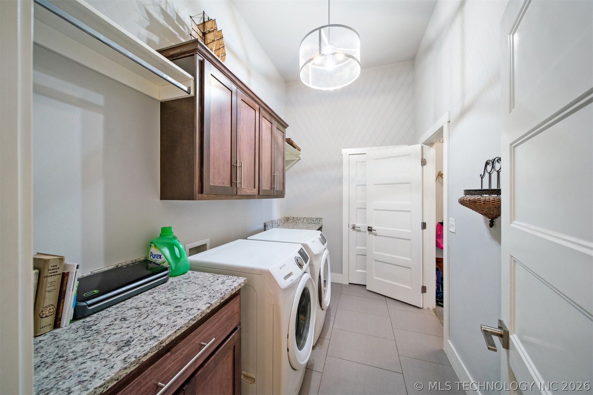 1108 Colhurst Lane Claremore OK 74019