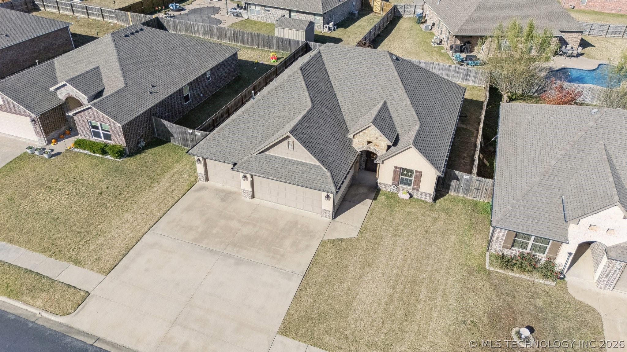 1108 Colhurst Lane Claremore OK 74019