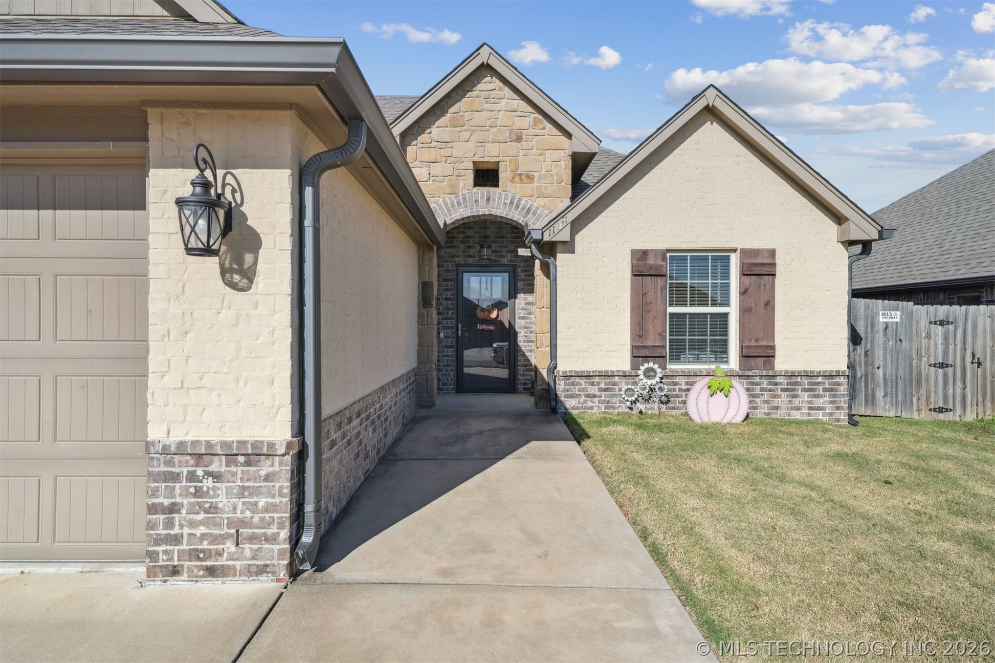 1108 Colhurst Lane Claremore OK 74019