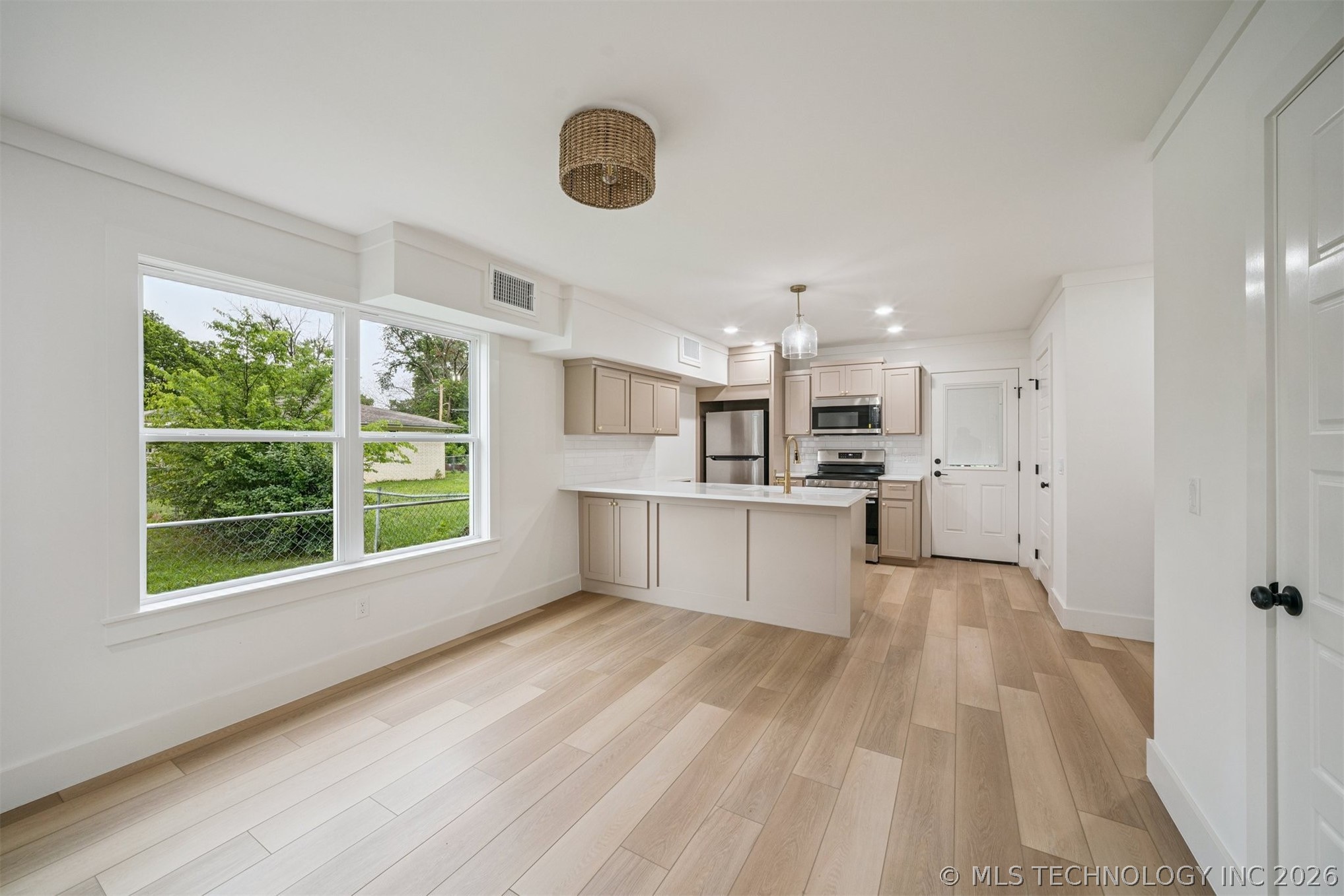 1305 W Lillian Street Claremore OK 74017