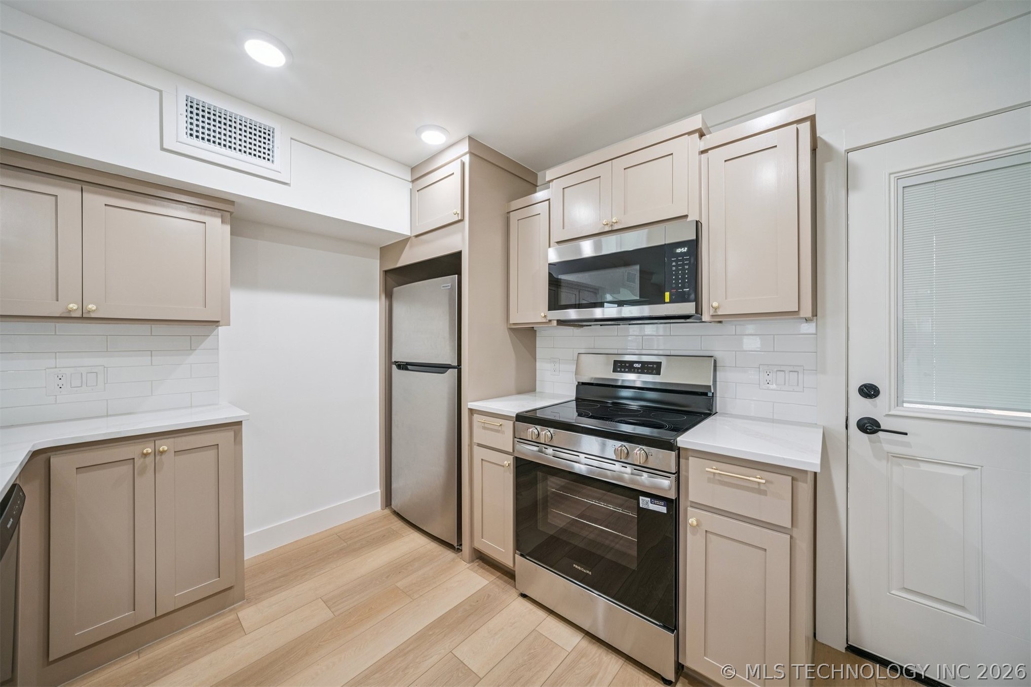 1305 W Lillian Street Claremore OK 74017