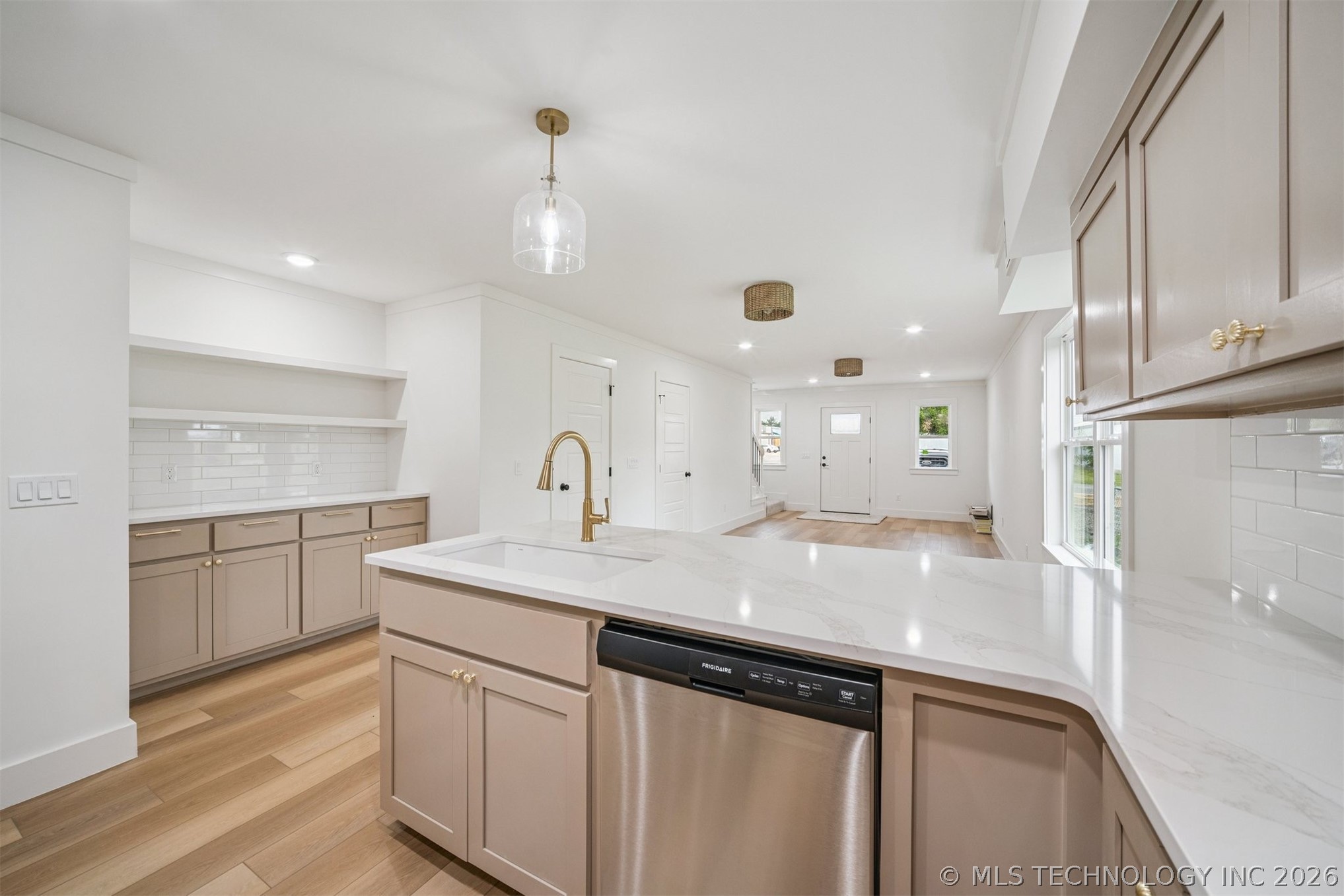 1305 W Lillian Street Claremore OK 74017