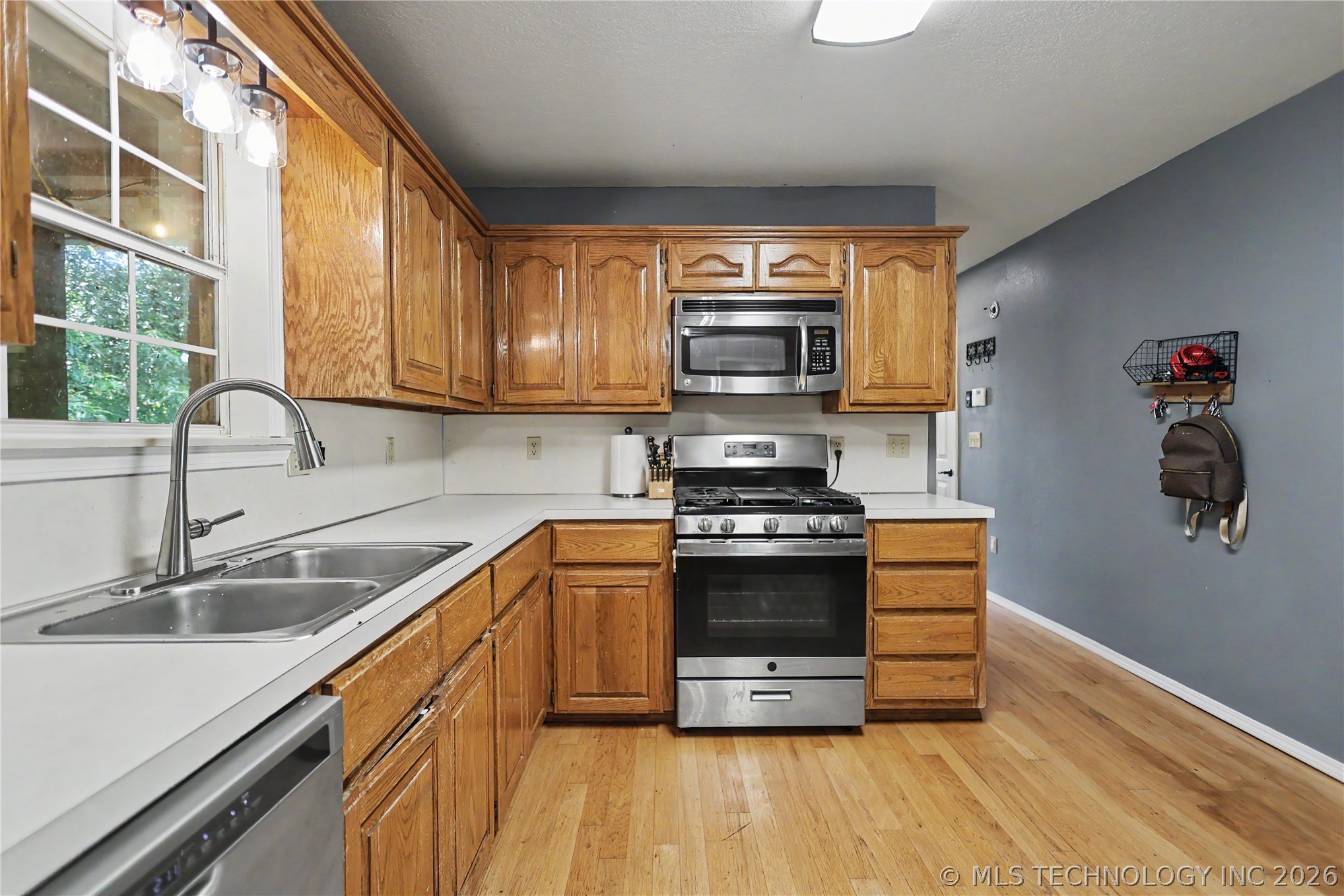 17094 W 795 Road Tahlequah OK 74464