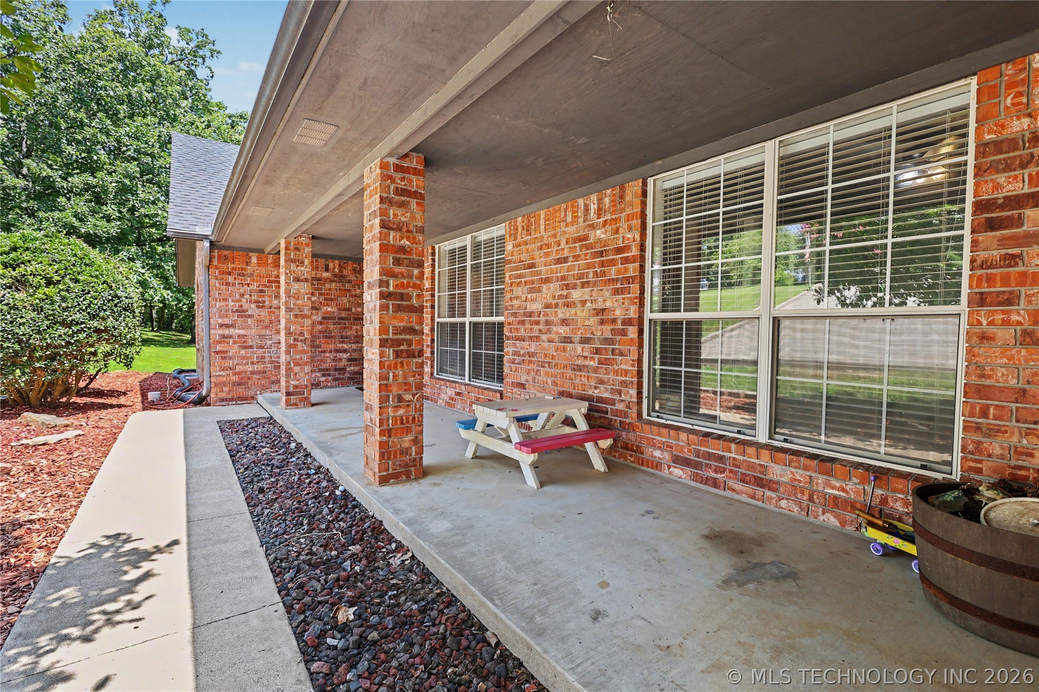 17094 W 795 Road Tahlequah OK 74464