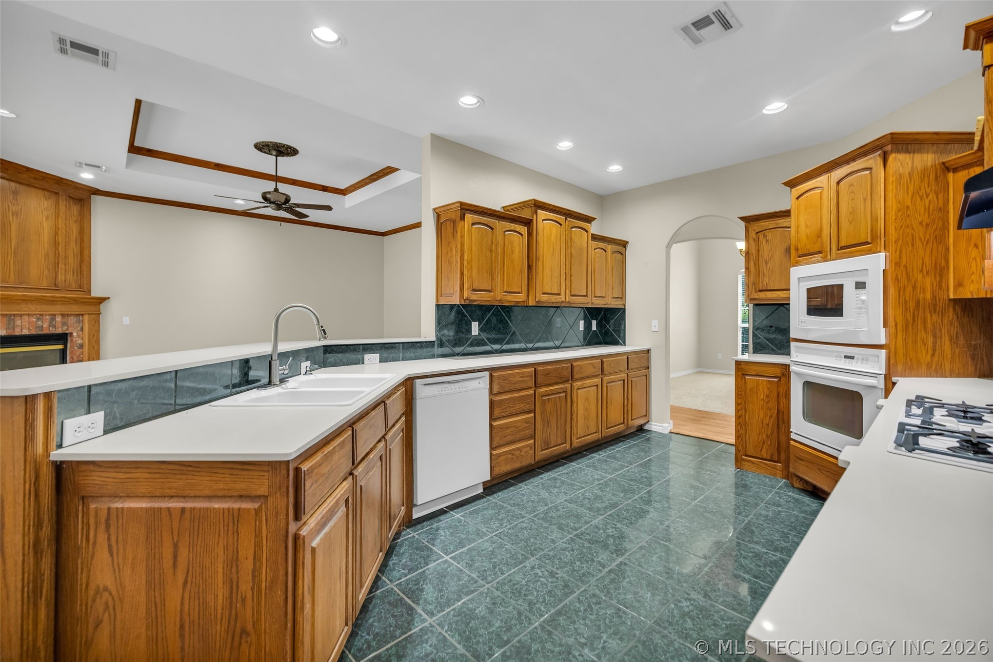 525 N Vine Street Jenks OK 74037