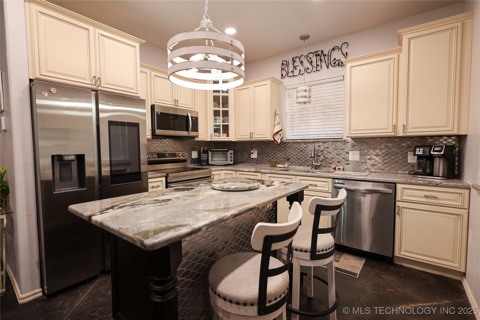 253 Bristow Way Sulphur OK 73086