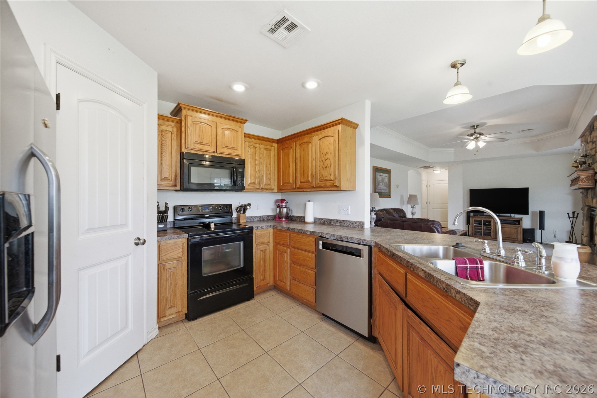 2501 E 171st Street S Mounds OK 74047