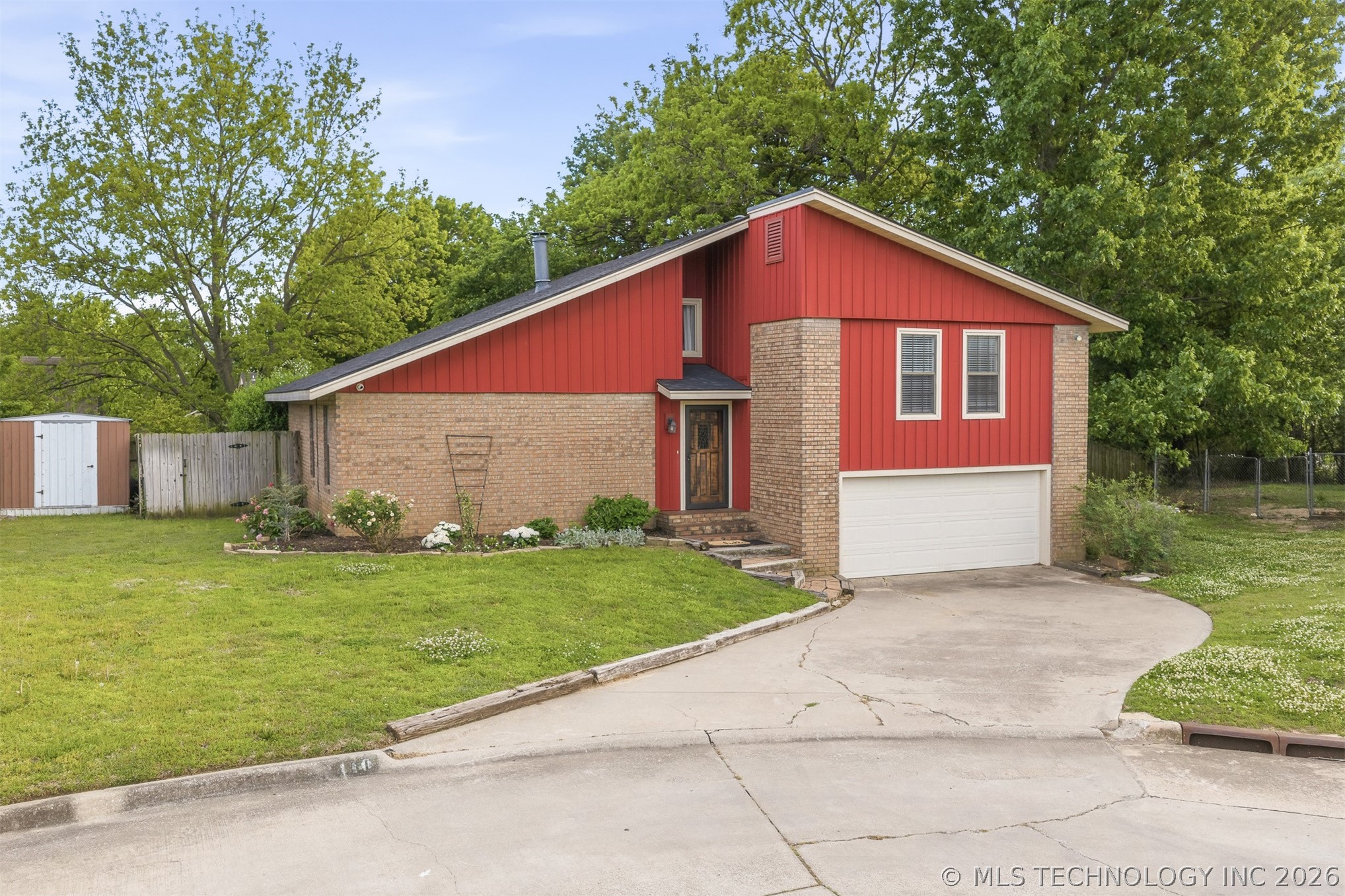 2410 Woodleaf Ardmore OK 73401