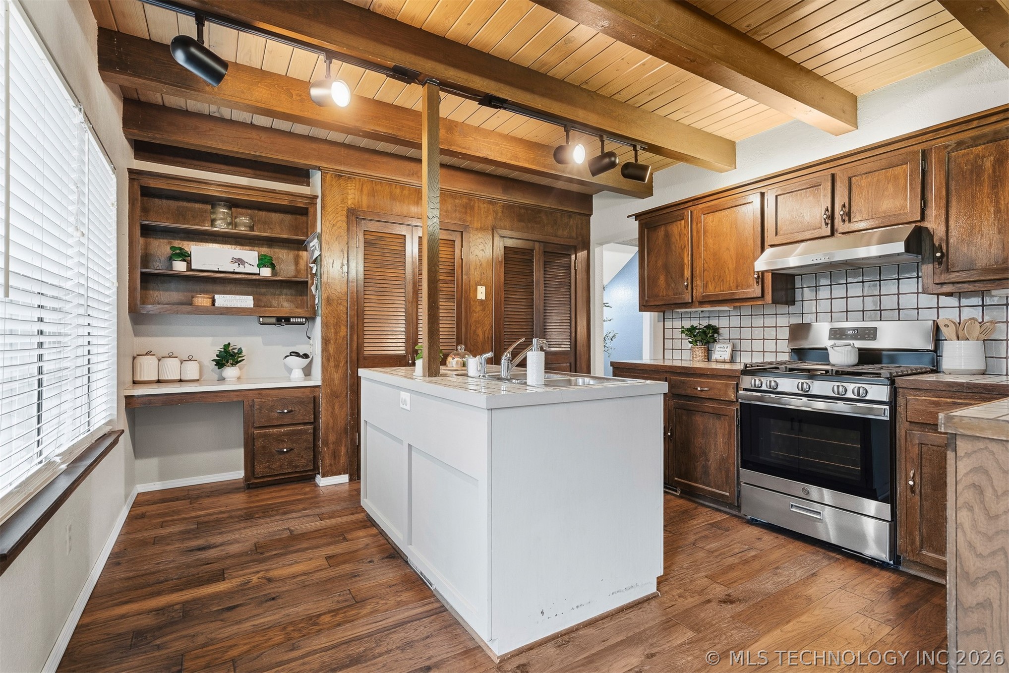 2410 Woodleaf Ardmore OK 73401