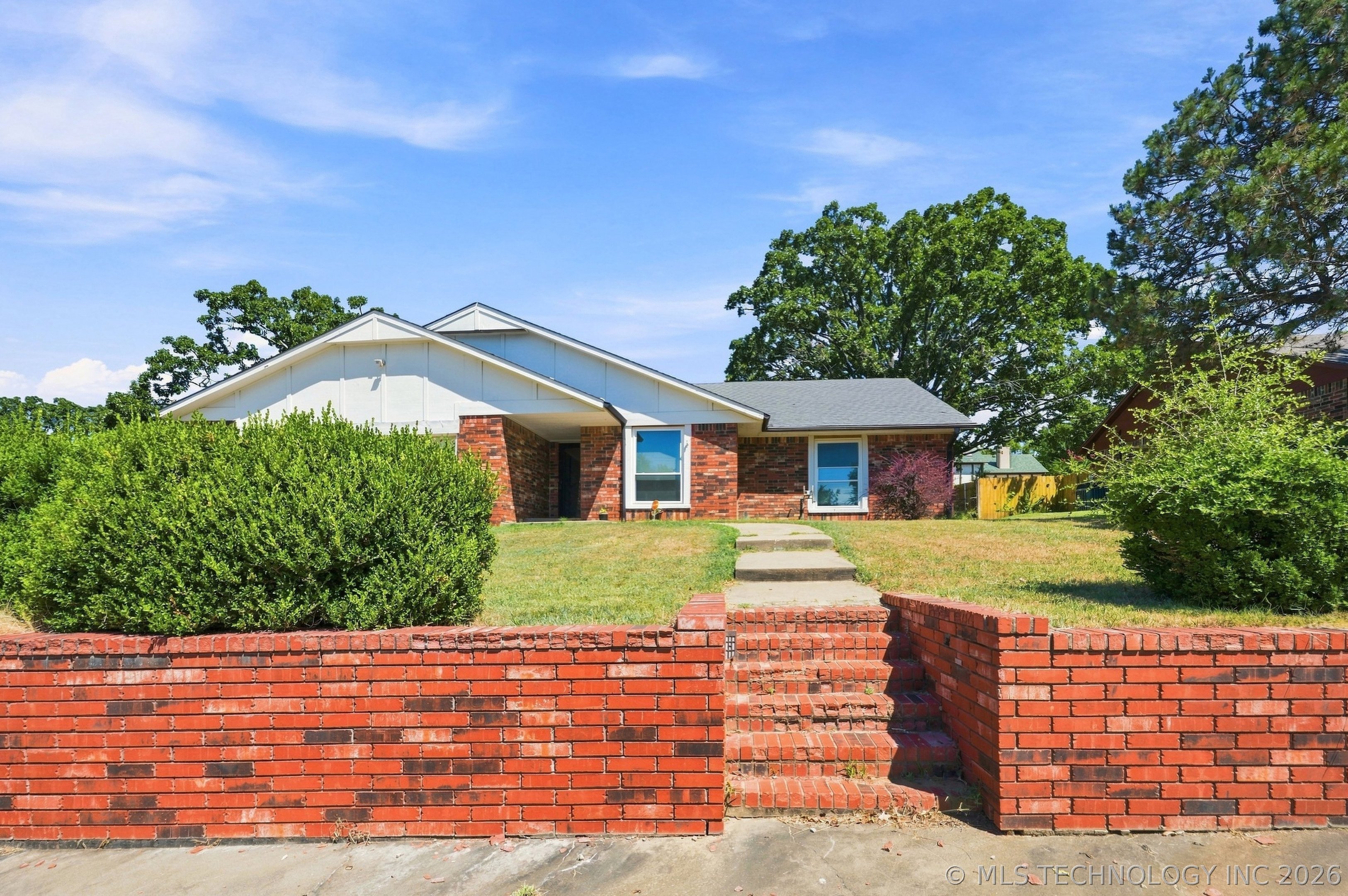 1016 E 13th Street Claremore OK 74017