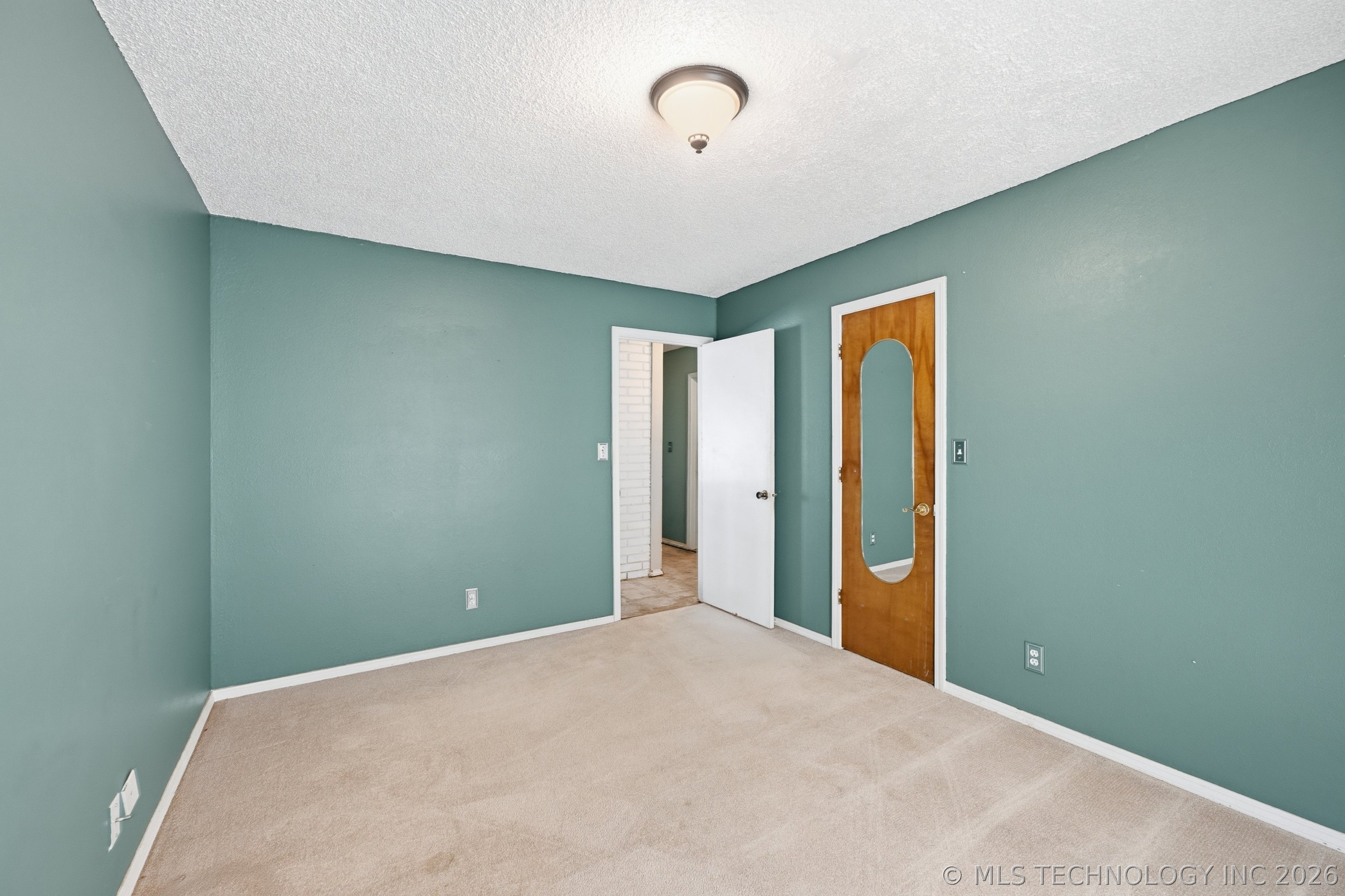 1016 E 13th Street Claremore OK 74017
