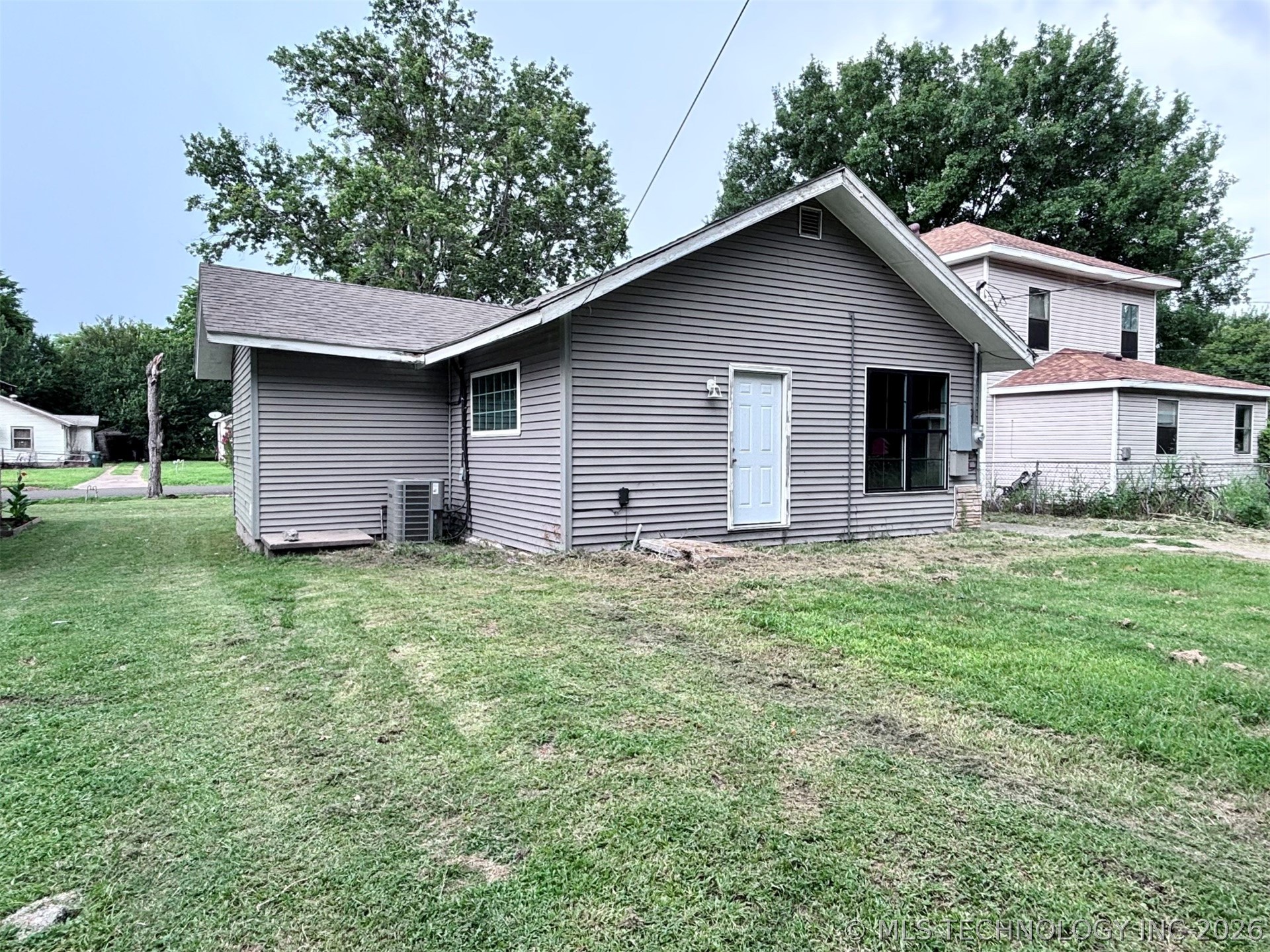 1016 E 2nd Street Okmulgee OK 74447