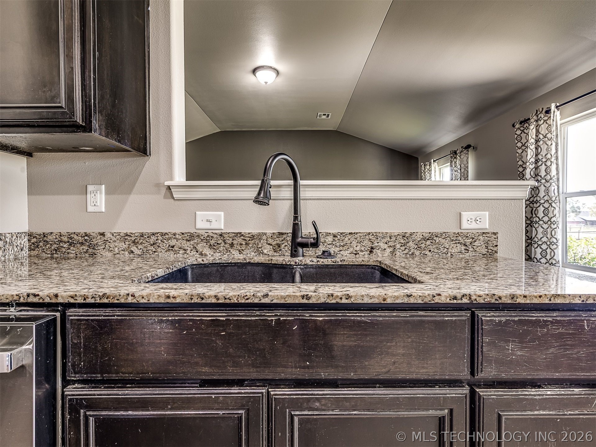 5821 E 135th Place Collinsville OK 74021