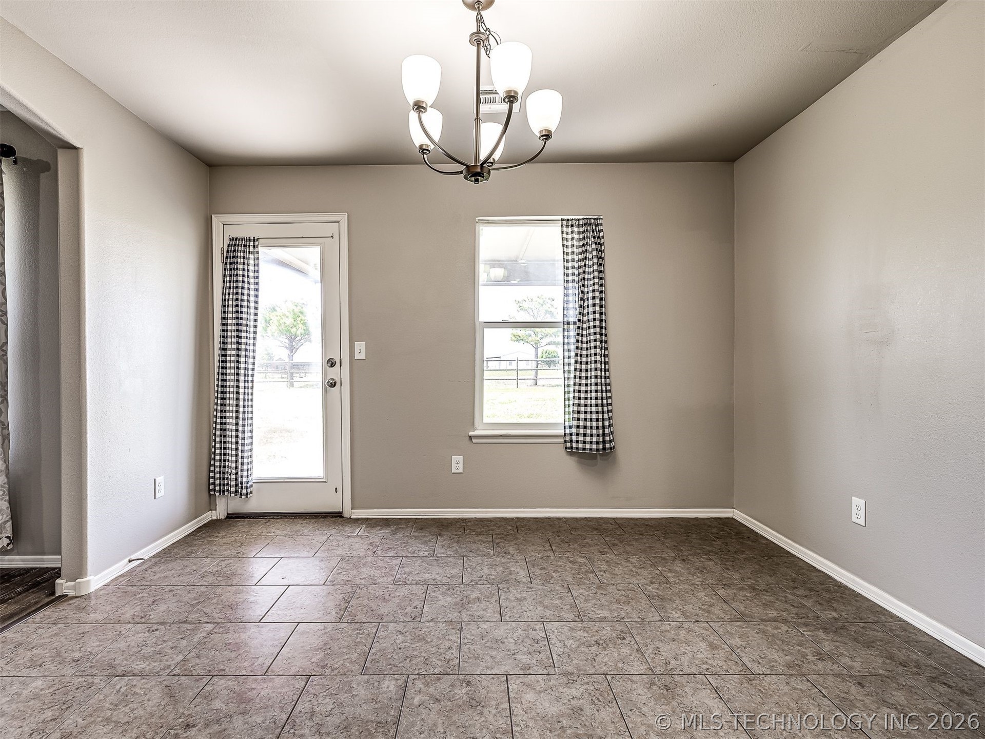 5821 E 135th Place Collinsville OK 74021
