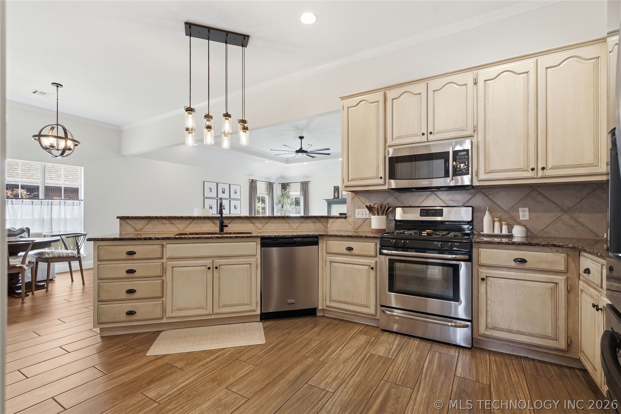 404 N Eucalyptus Avenue Broken Arrow OK 74012