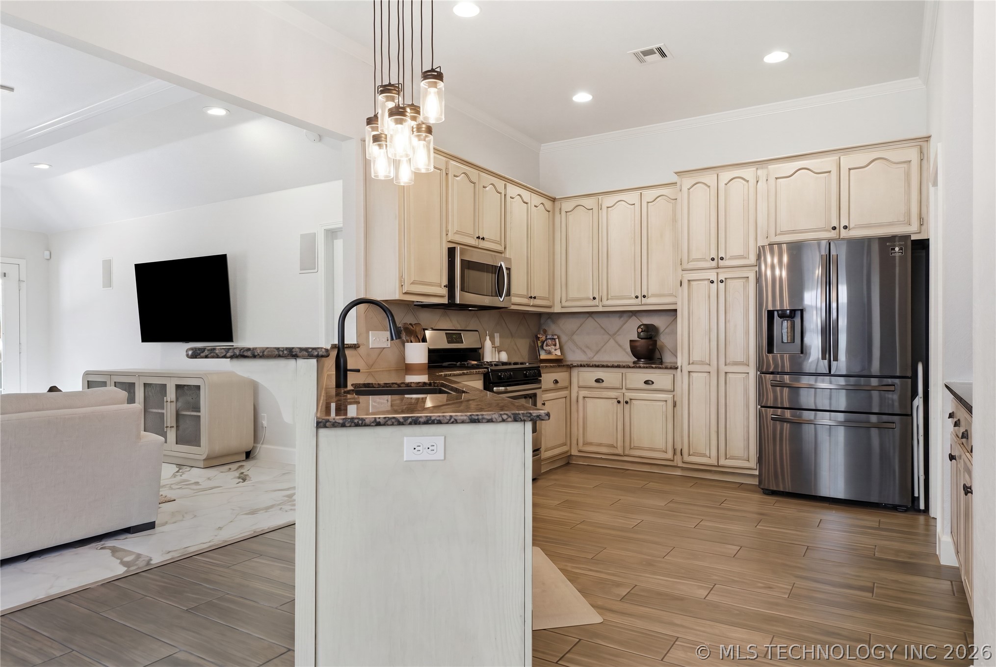 404 N Eucalyptus Avenue Broken Arrow OK 74012