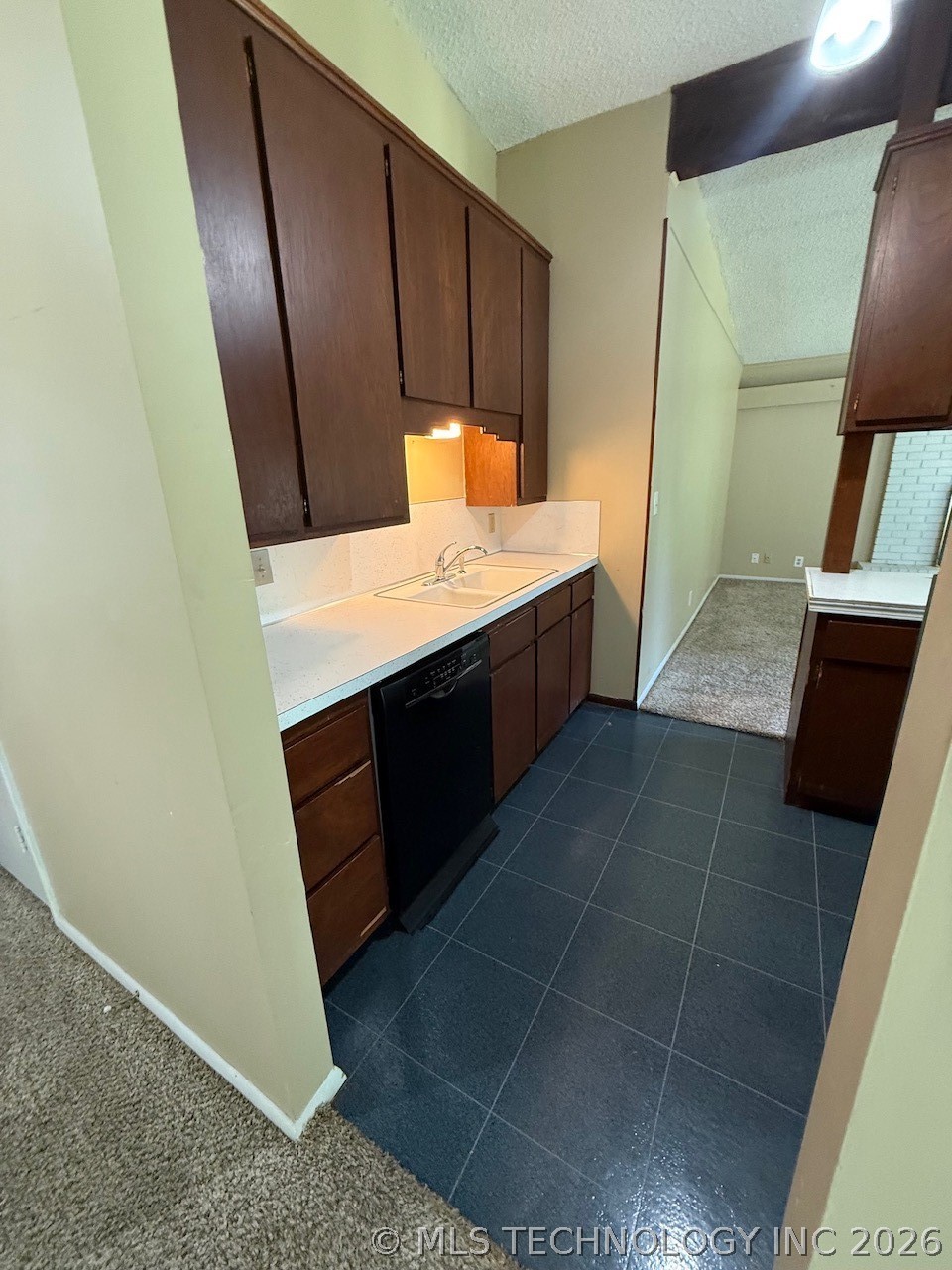 1928 E 55th Place Tulsa OK 74105
