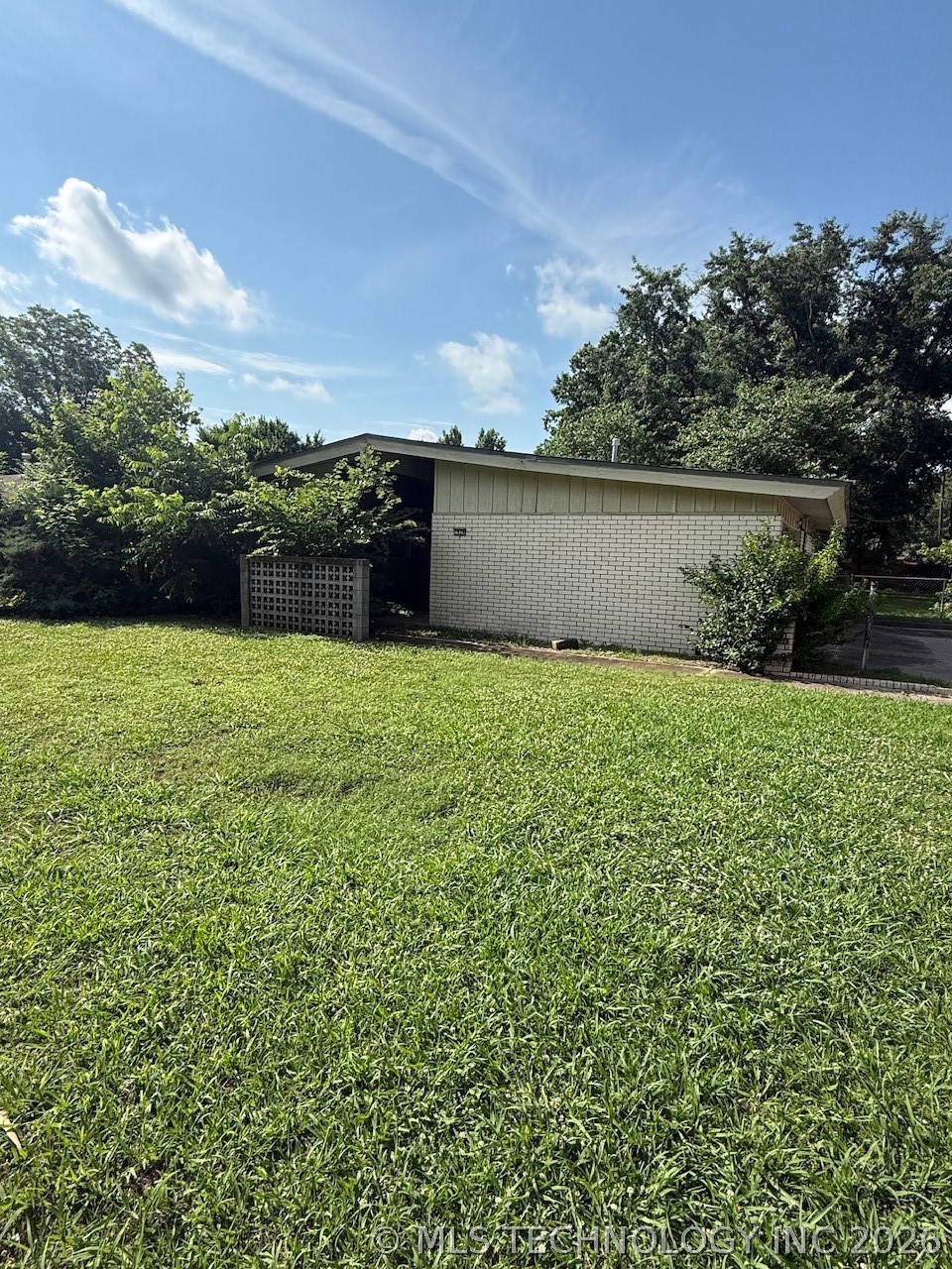 1928 E 55th Place Tulsa OK 74105