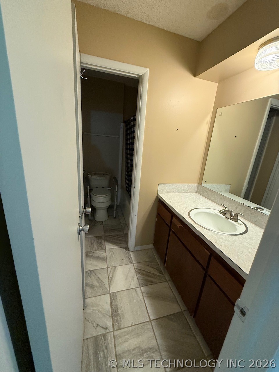 1928 E 55th Place Tulsa OK 74105