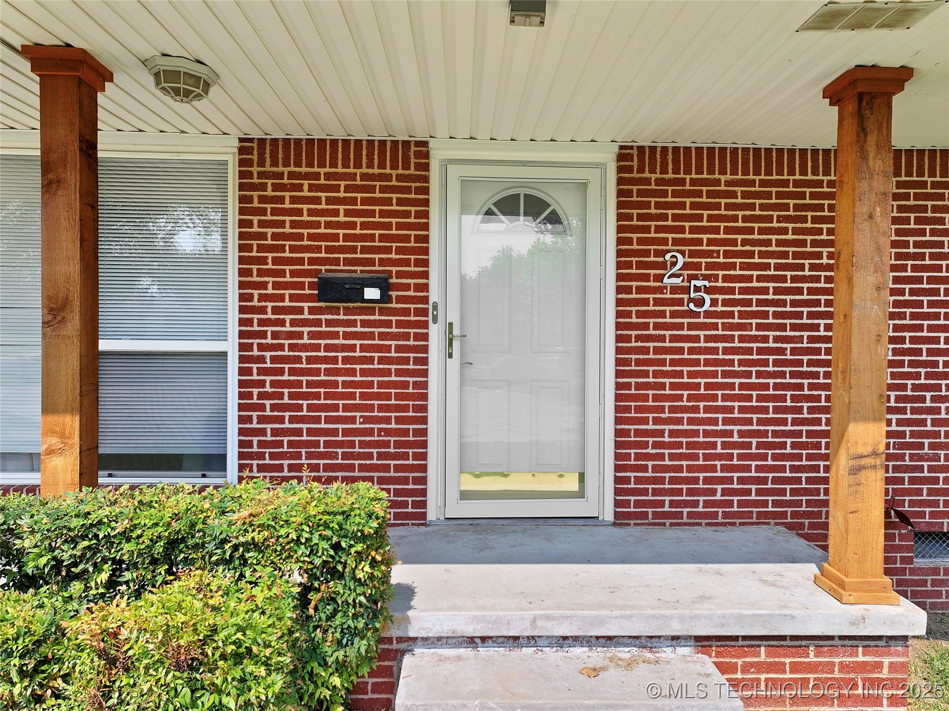 25 Hillcrest Ardmore OK 73401