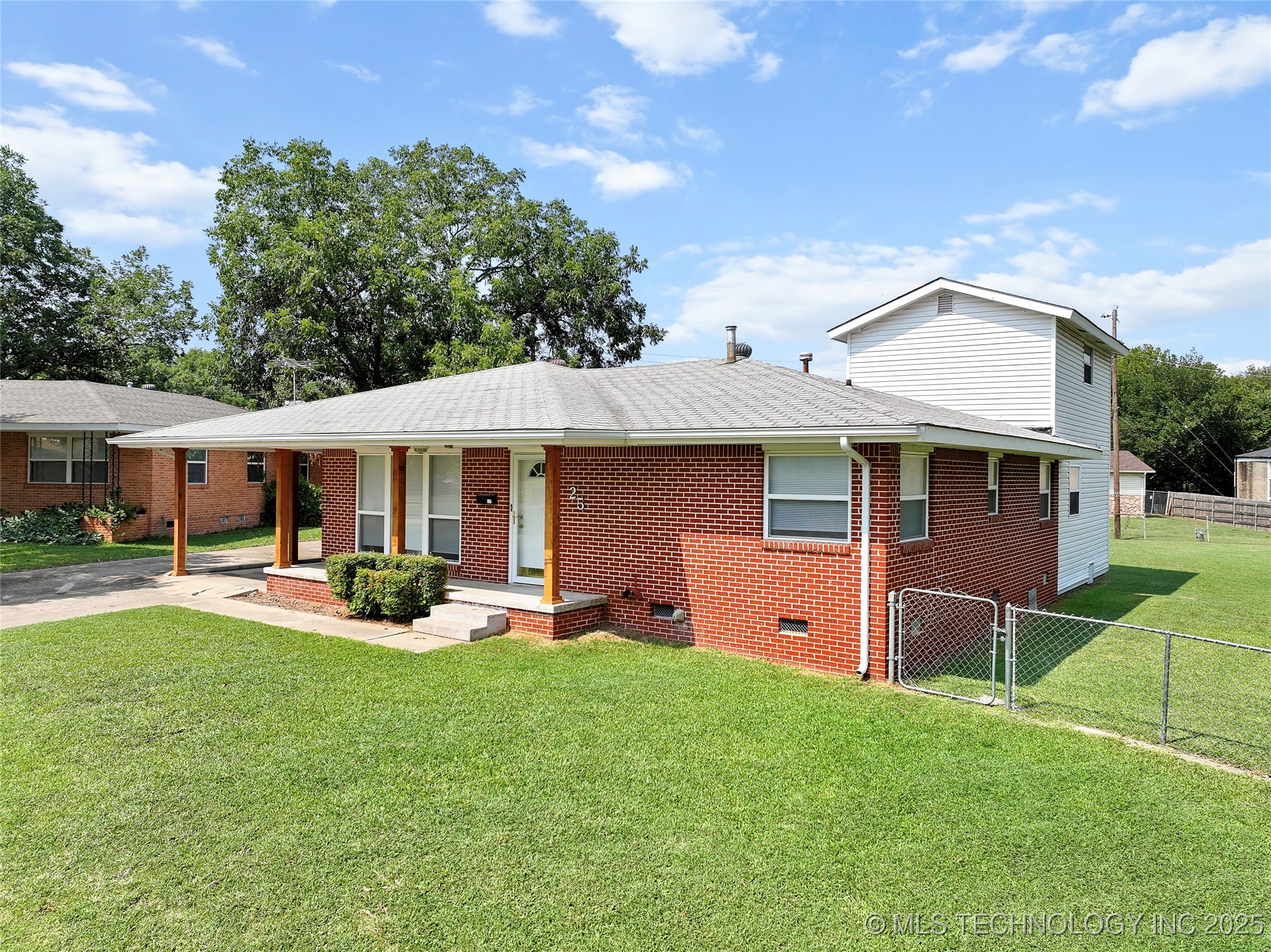 25 Hillcrest Ardmore OK 73401