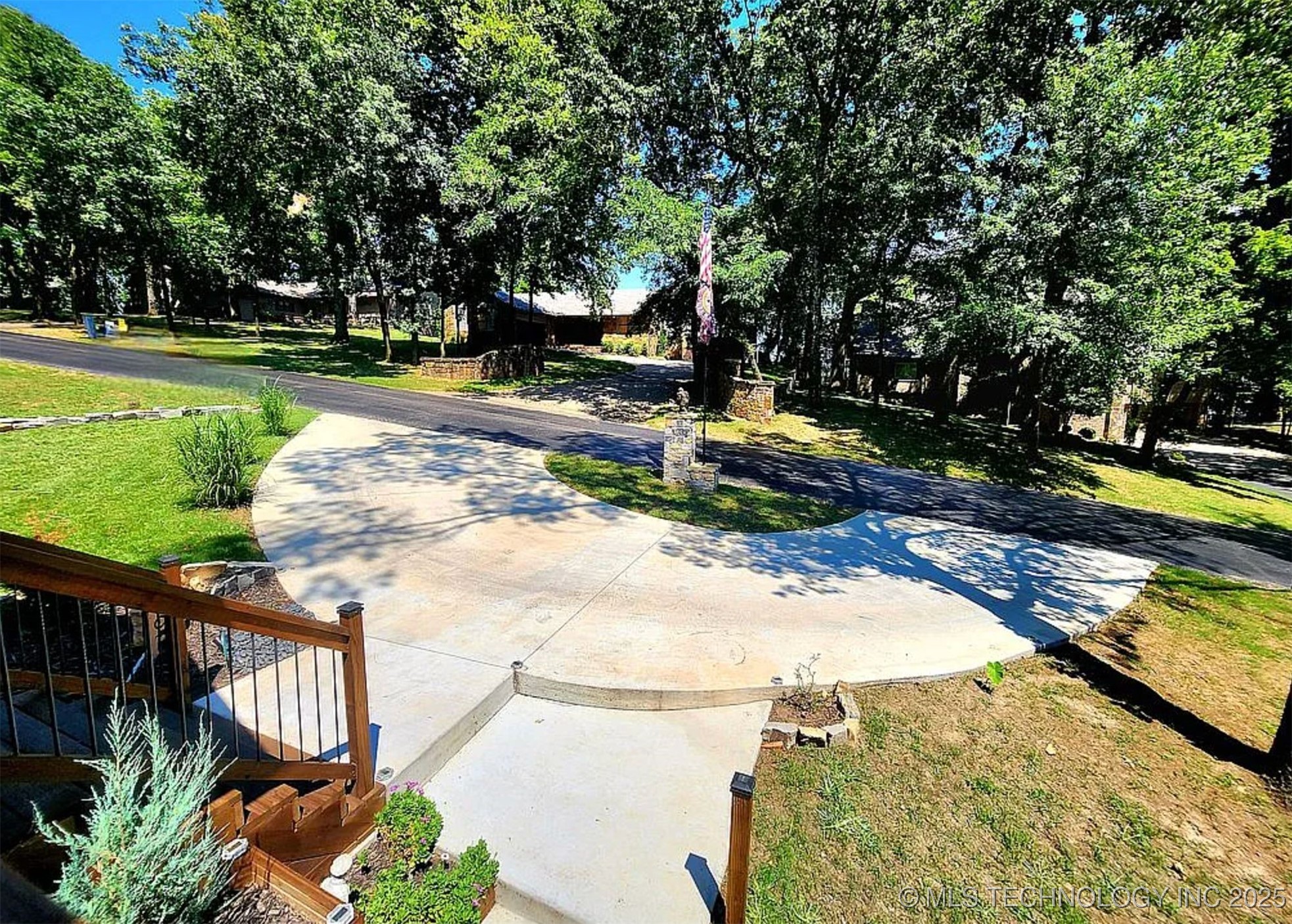 33765 S Coves Drive Afton OK 74331