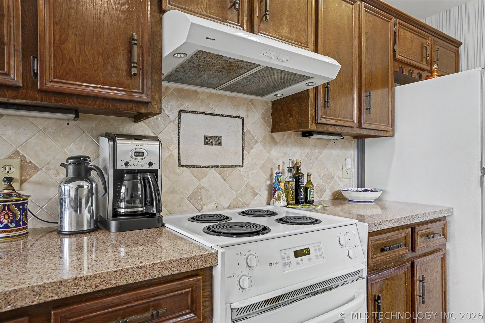 2525 S Hickory Avenue Broken Arrow OK 74012