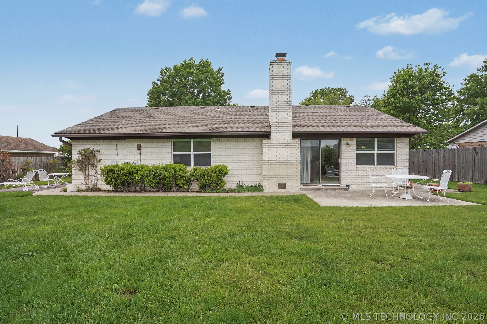 2525 S Hickory Avenue Broken Arrow OK 74012