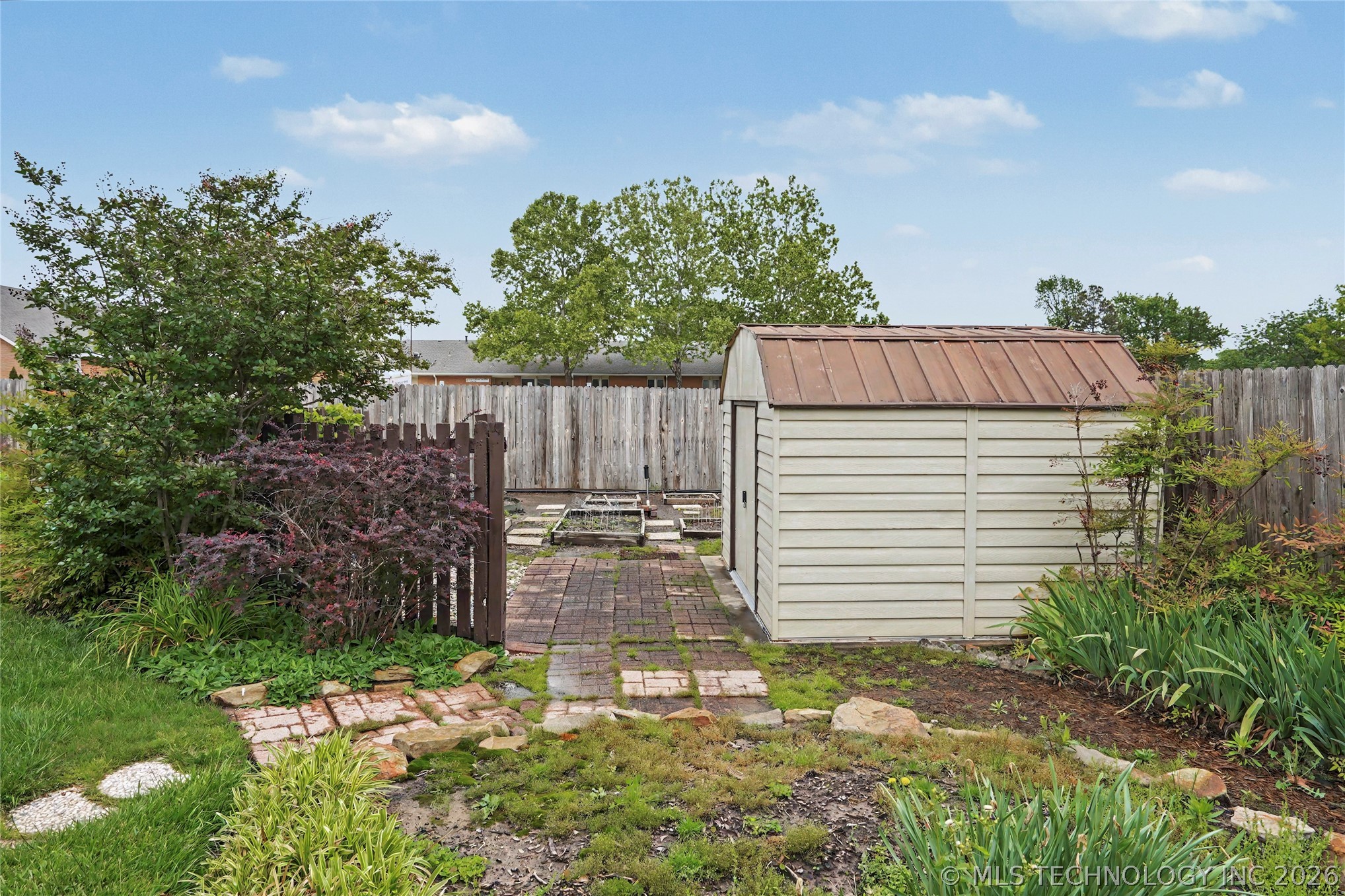 2525 S Hickory Avenue Broken Arrow OK 74012
