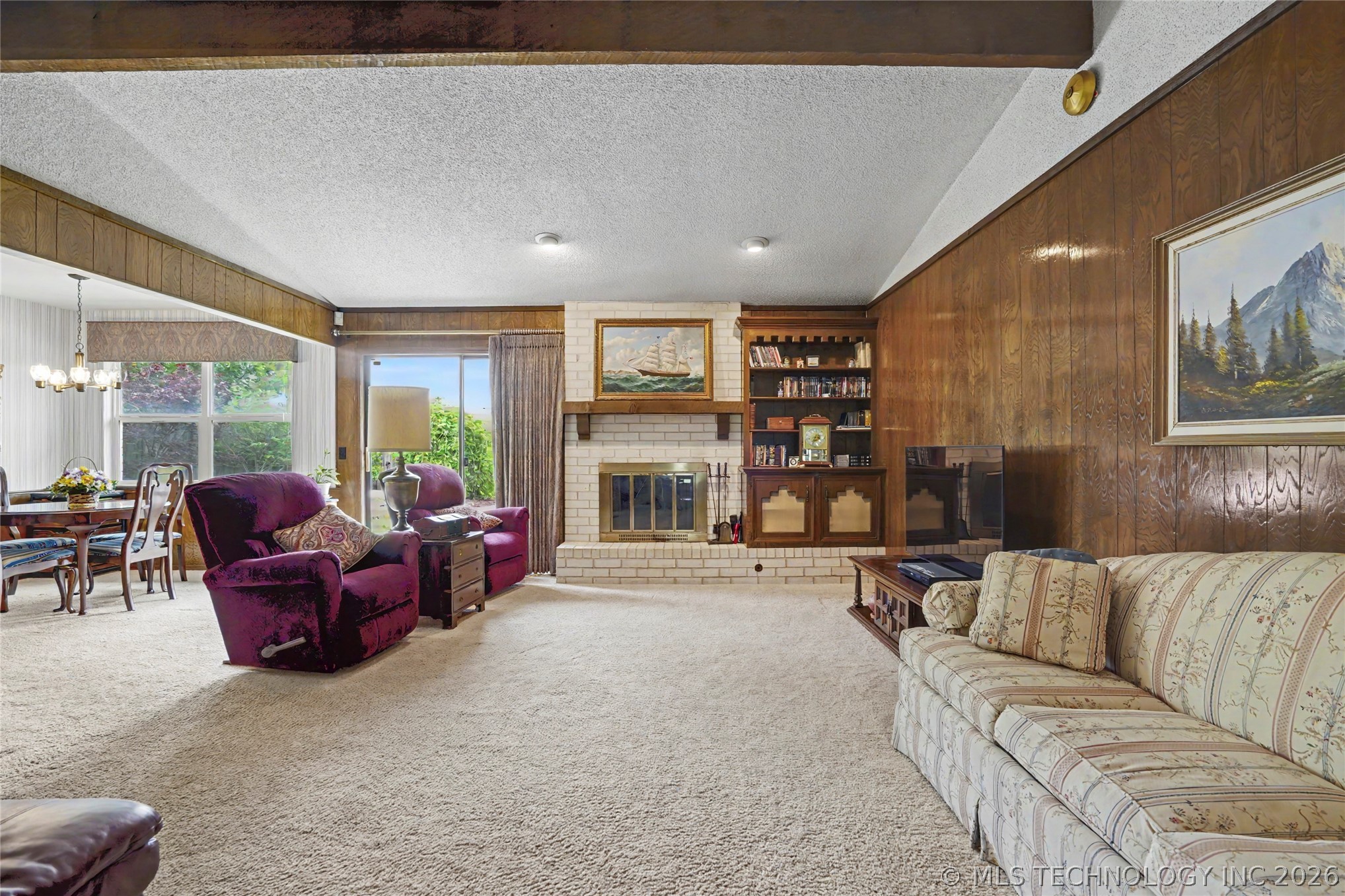 2525 S Hickory Avenue Broken Arrow OK 74012