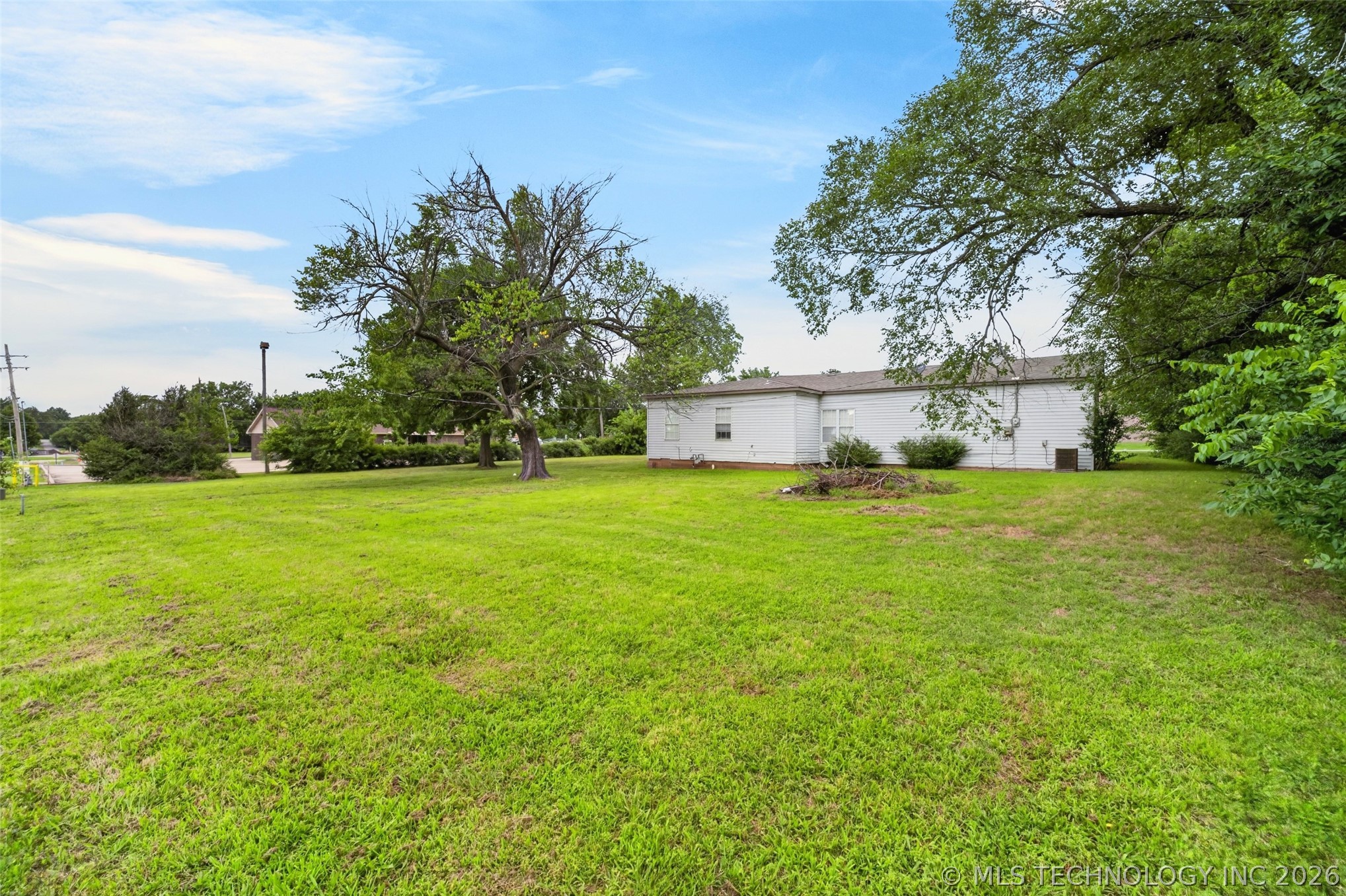 1417 E Oak Street Cushing OK 74023