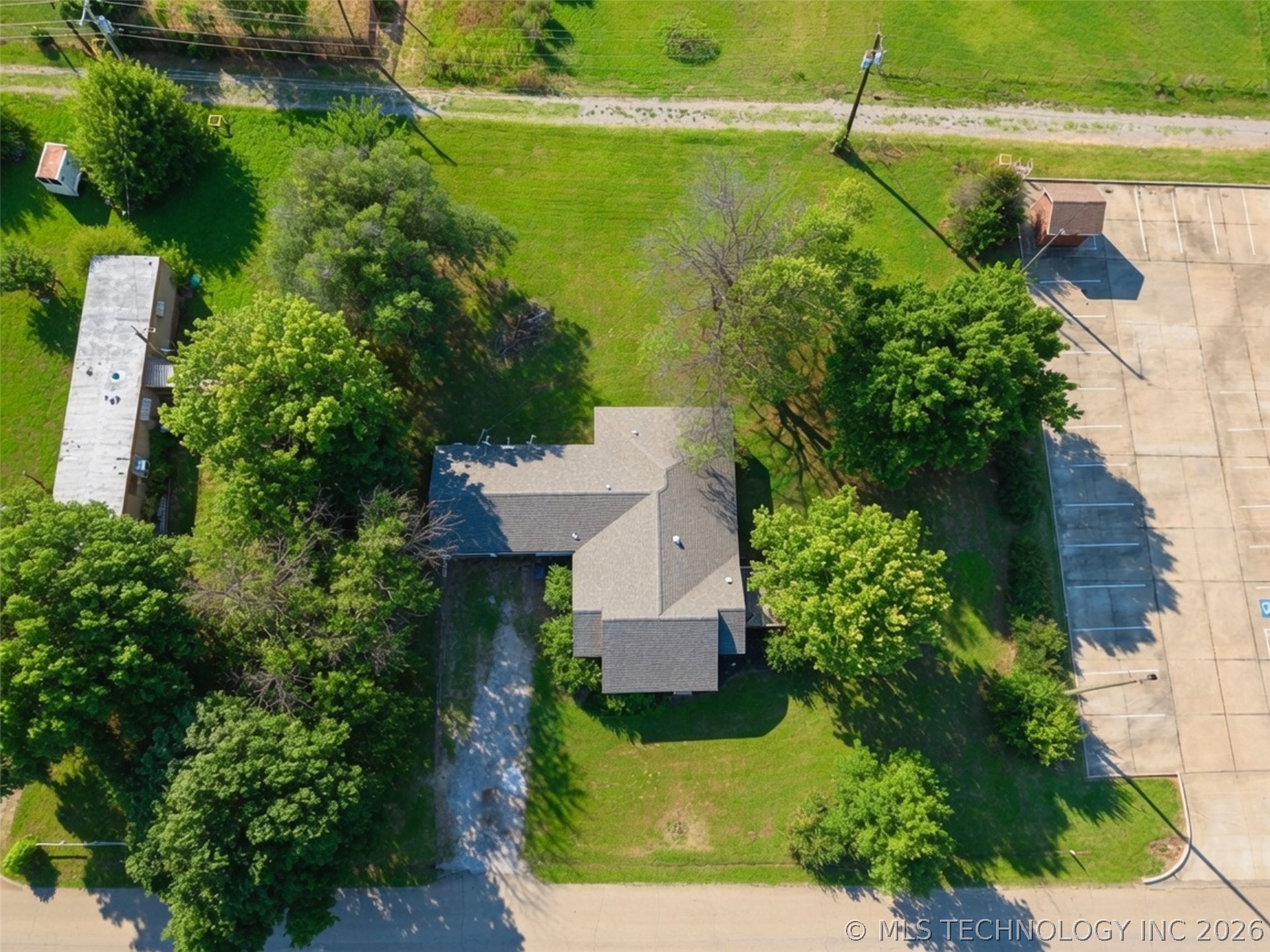 1417 E Oak Street Cushing OK 74023