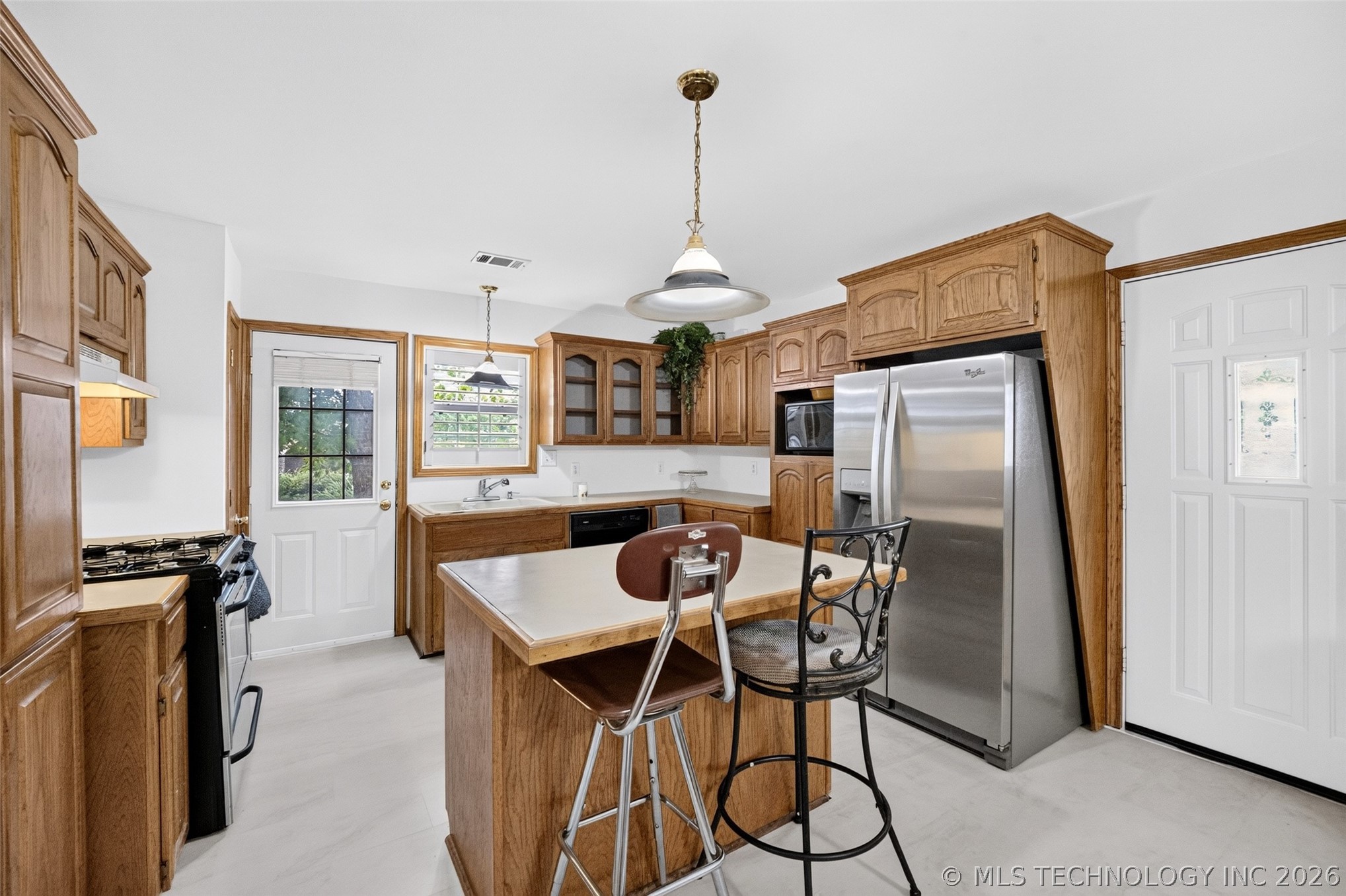 1417 E Oak Street Cushing OK 74023