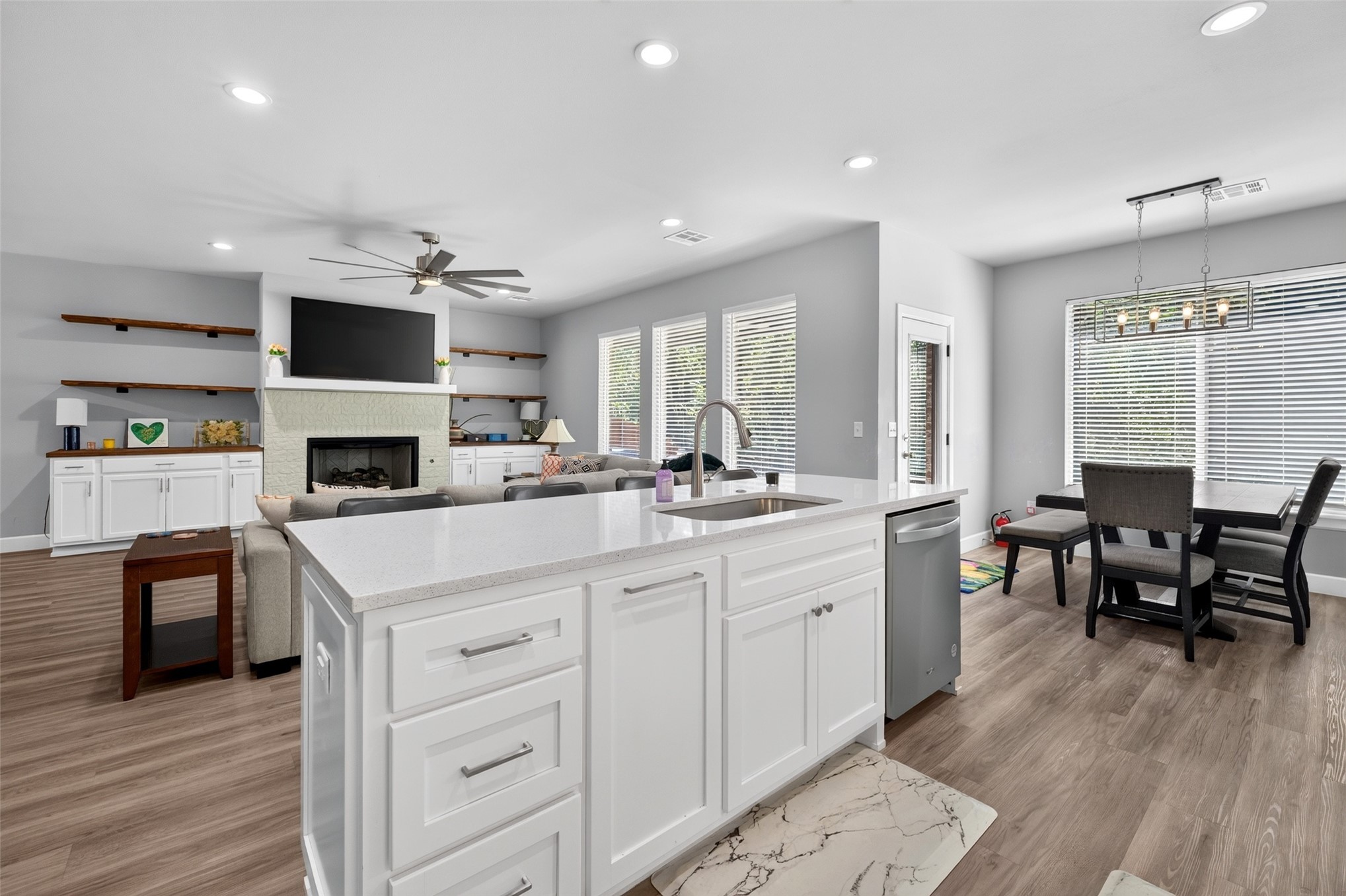 811 E Jacksonville Street Broken Arrow OK 74012