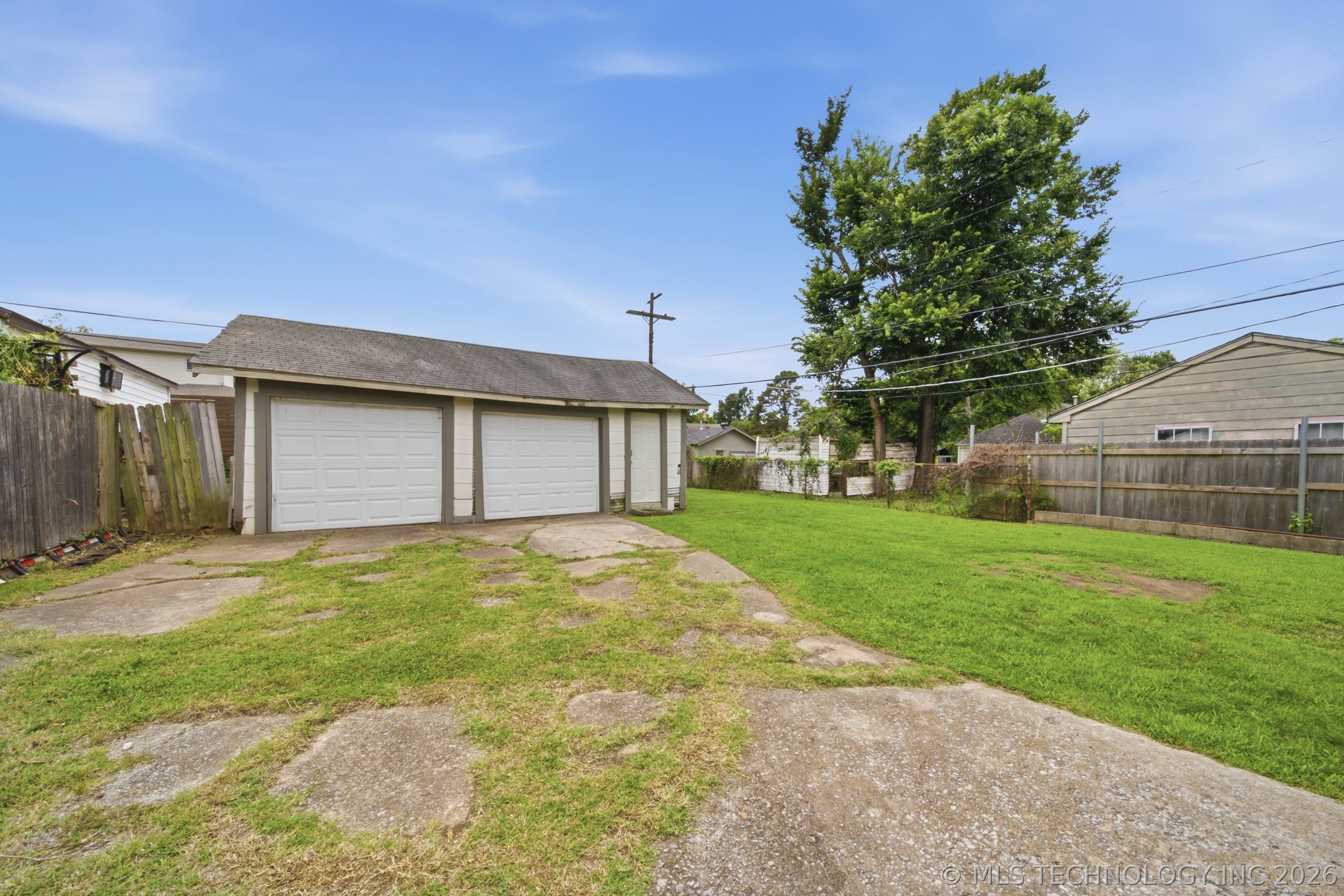 2214 E 12th Place Tulsa OK 74104