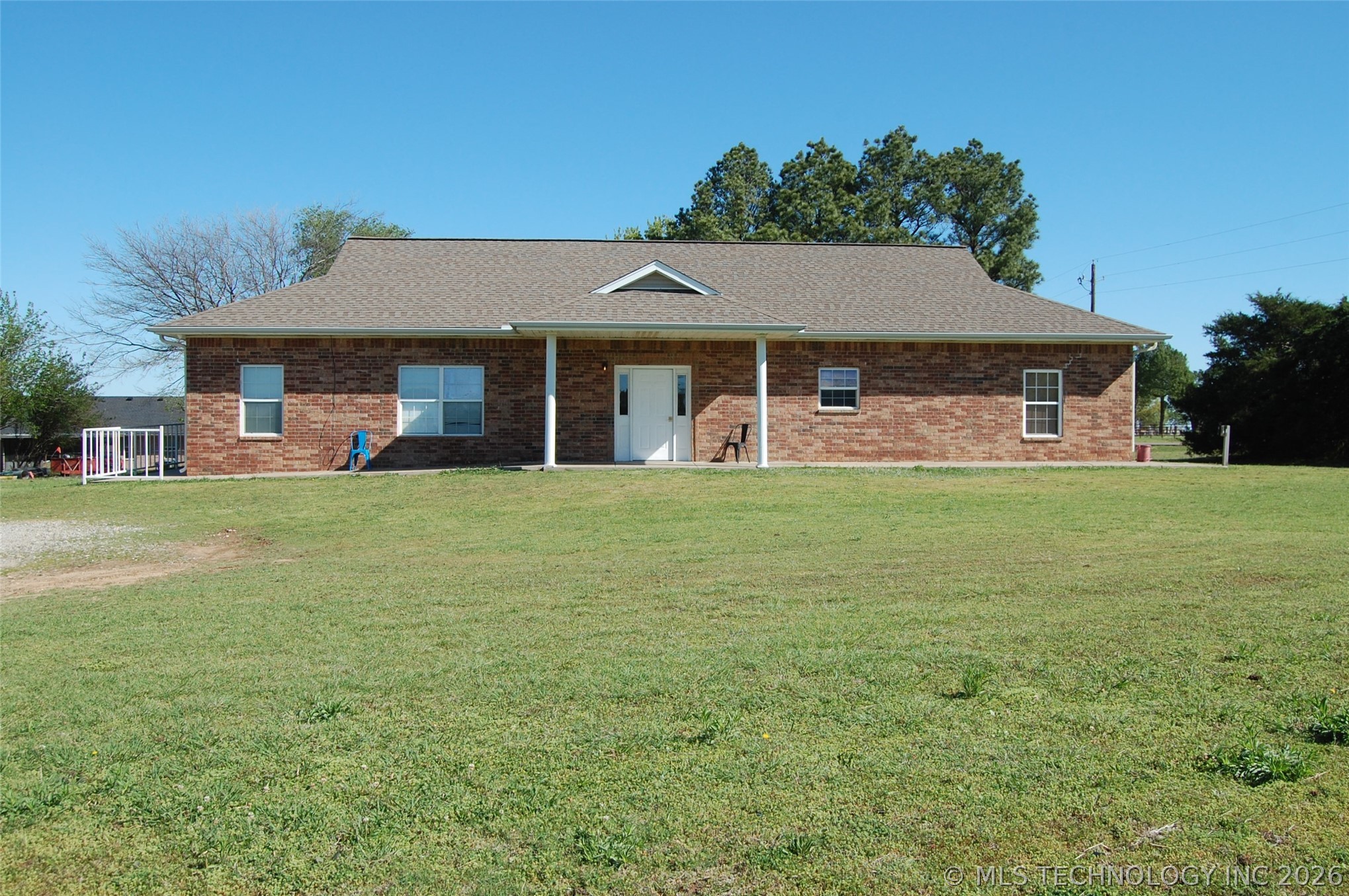 4 Hillcrest Way Okemah OK 74859