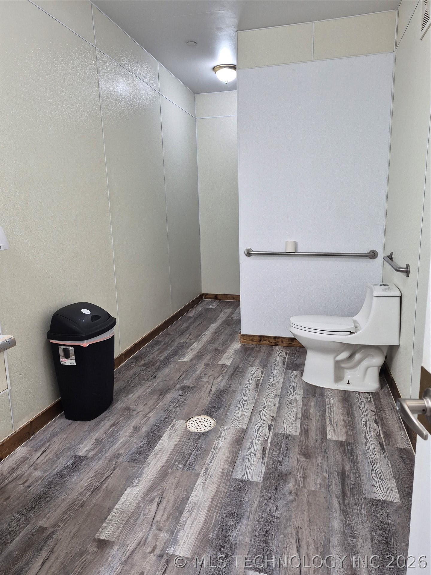 4 Hillcrest Way Okemah OK 74859