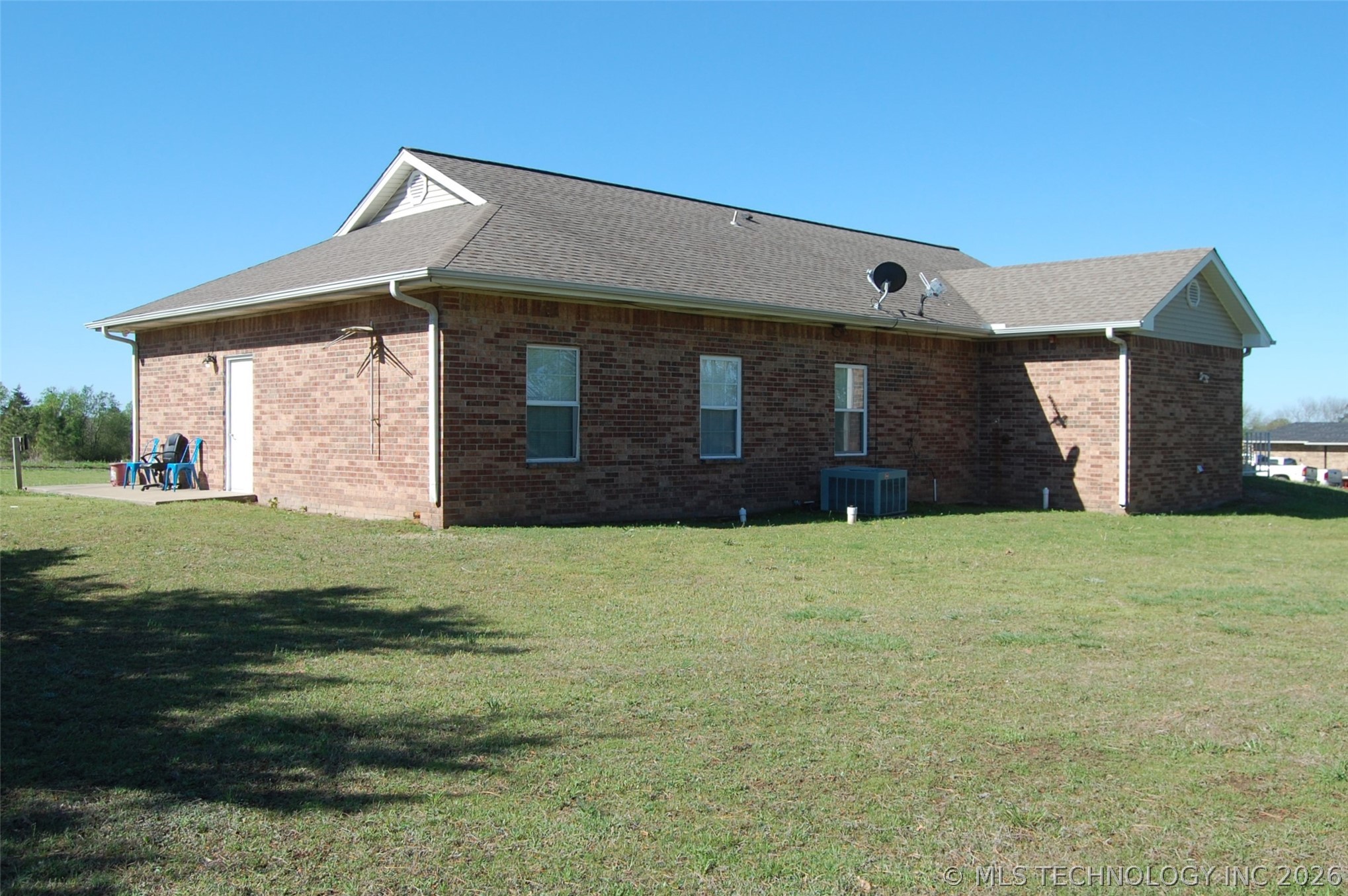 4 Hillcrest Way Okemah OK 74859