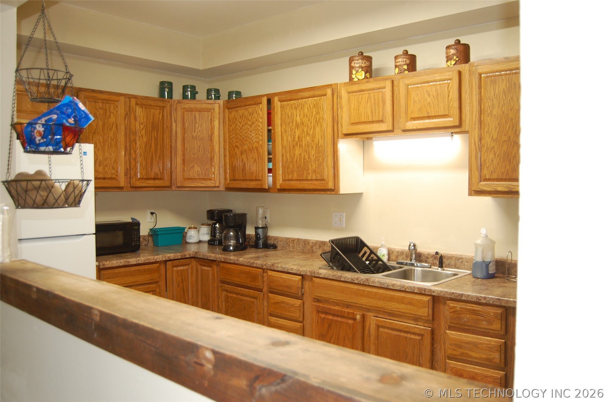 4 Hillcrest Way Okemah OK 74859