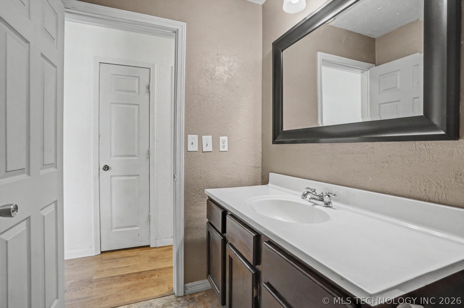 712 W 5th Street Skiatook OK 74070