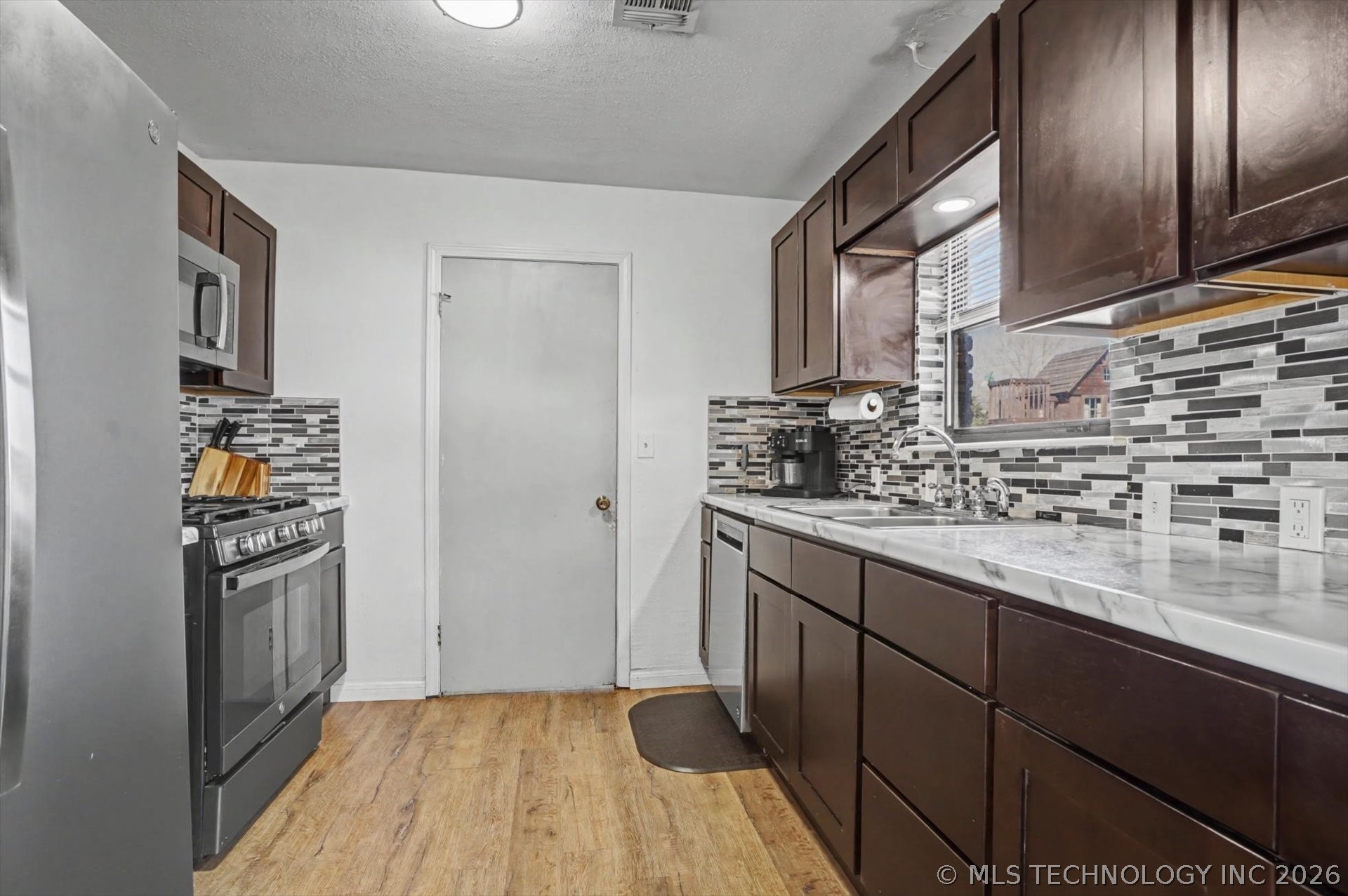 712 W 5th Street Skiatook OK 74070