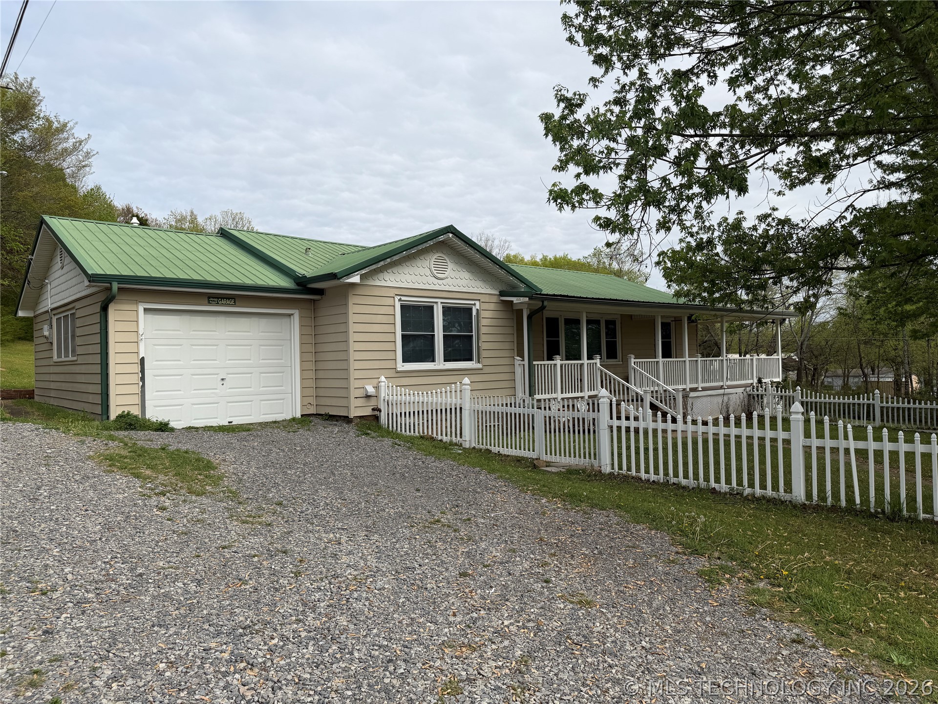 306 NE 4th Wilburton OK 74578