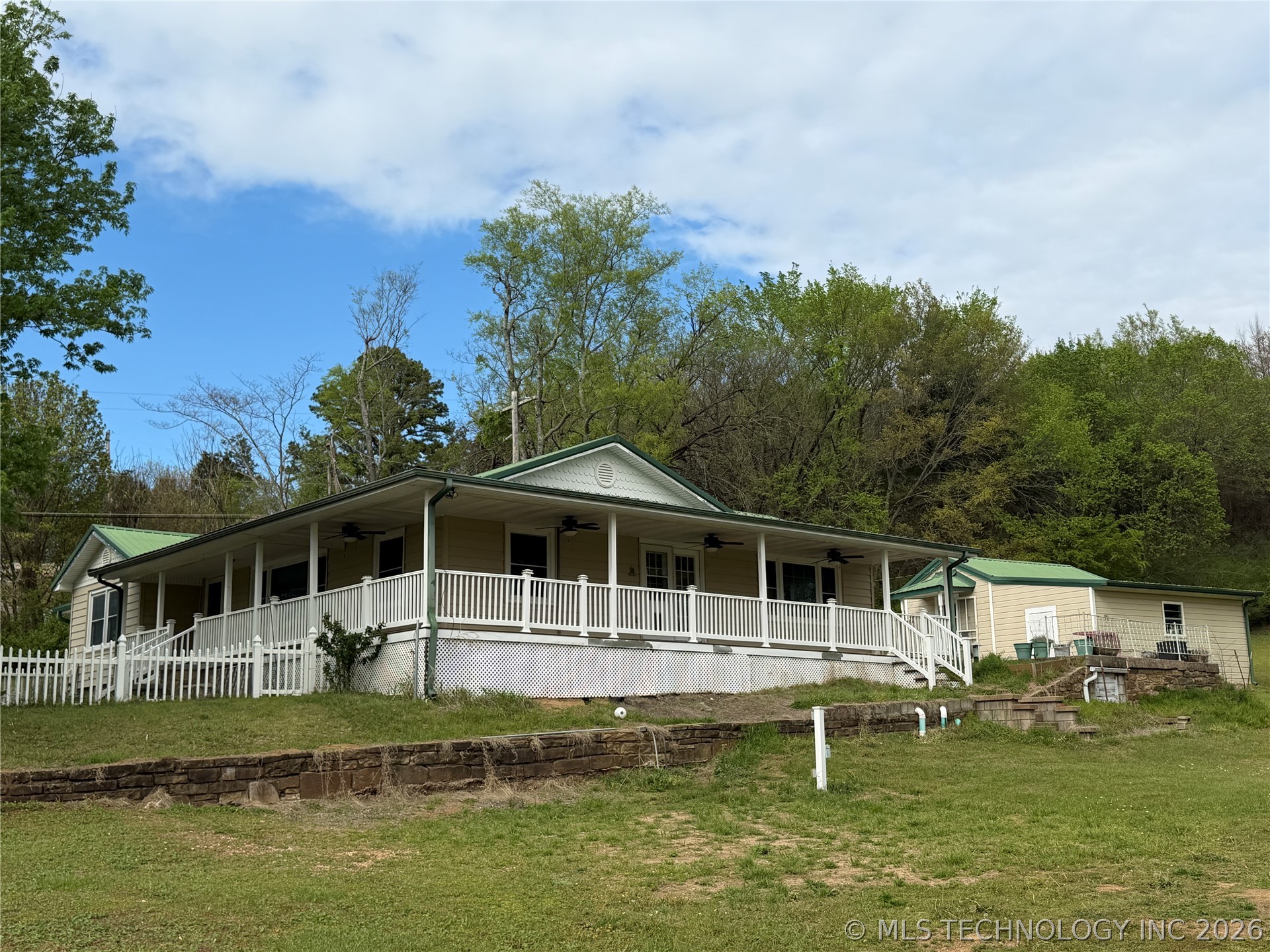 306 NE 4th Wilburton OK 74578