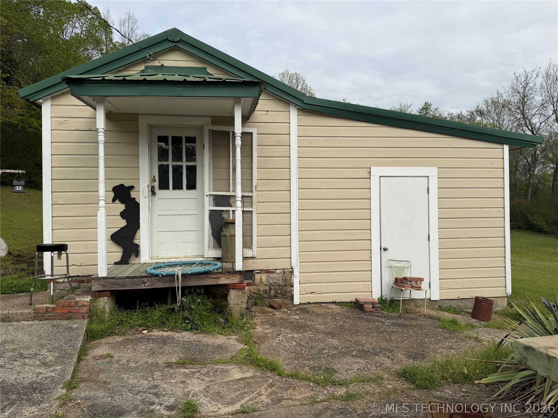 306 NE 4th Wilburton OK 74578
