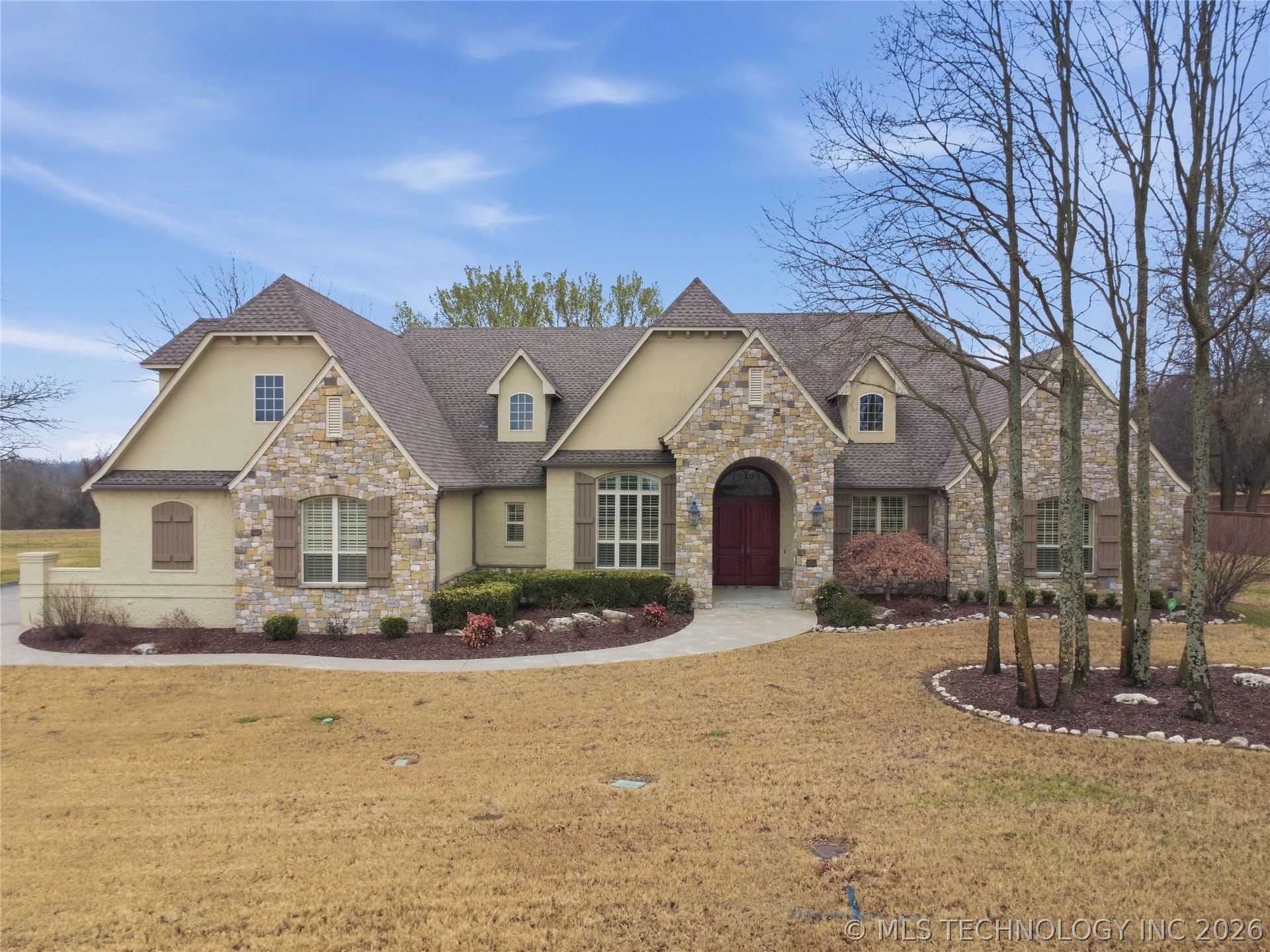 35 Woodcreek Pryor OK 74361
