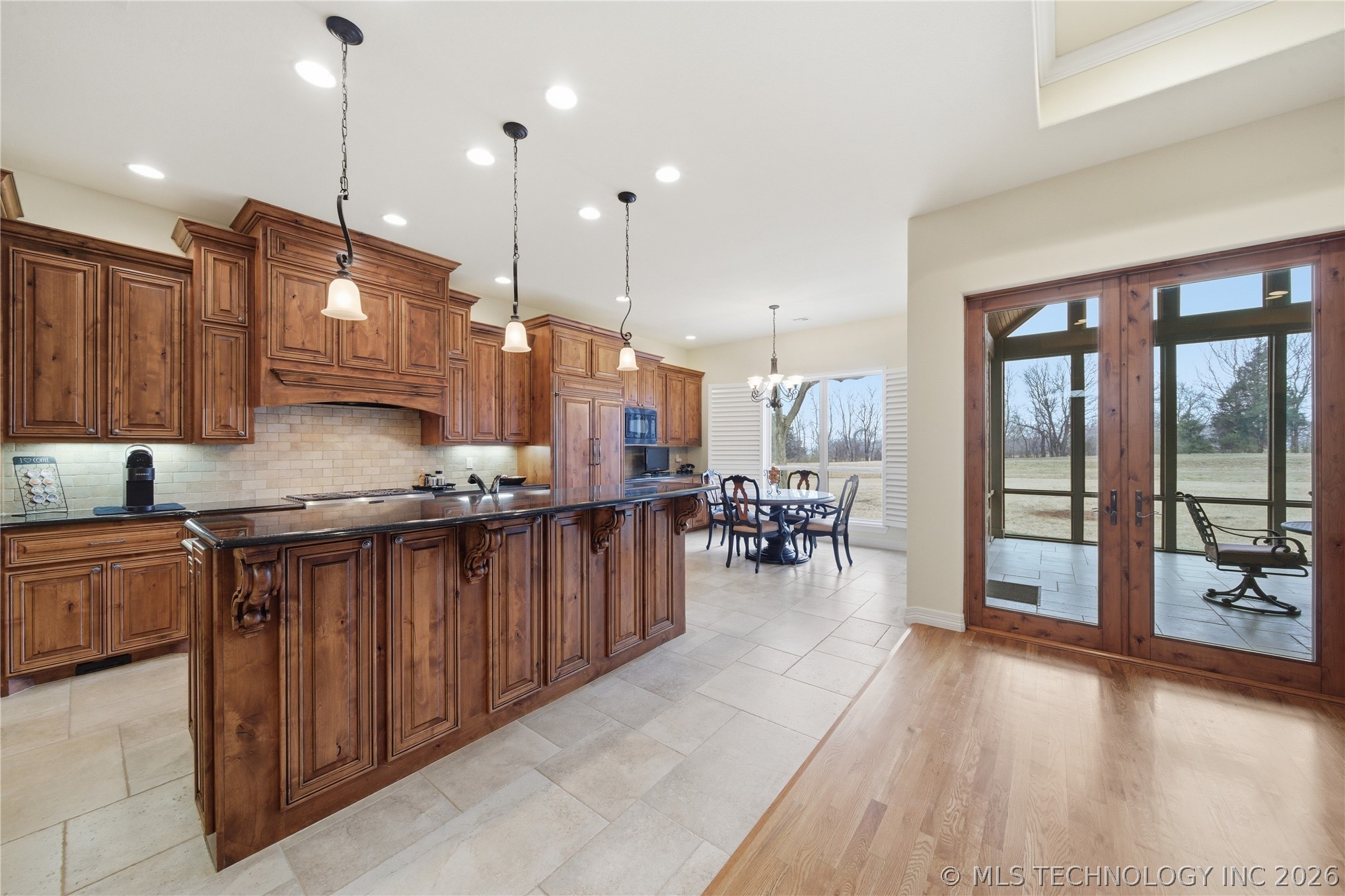 35 Woodcreek Pryor OK 74361
