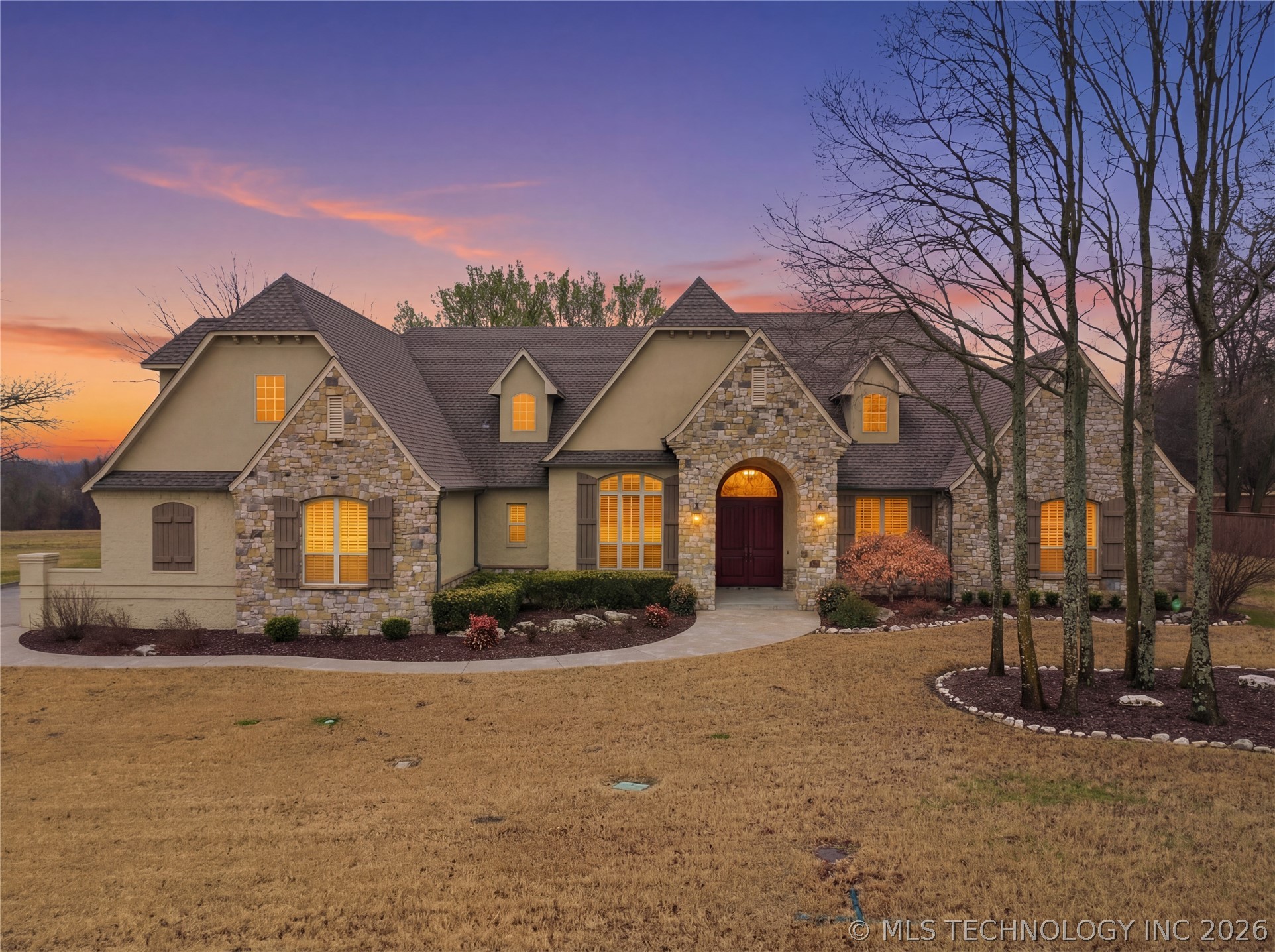 35 Woodcreek Pryor OK 74361