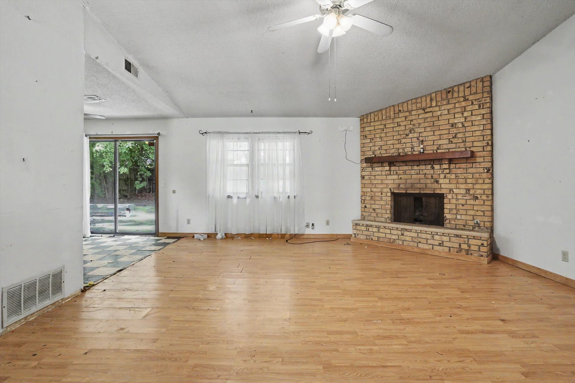 4104 S Birch Avenue Broken Arrow OK 74011